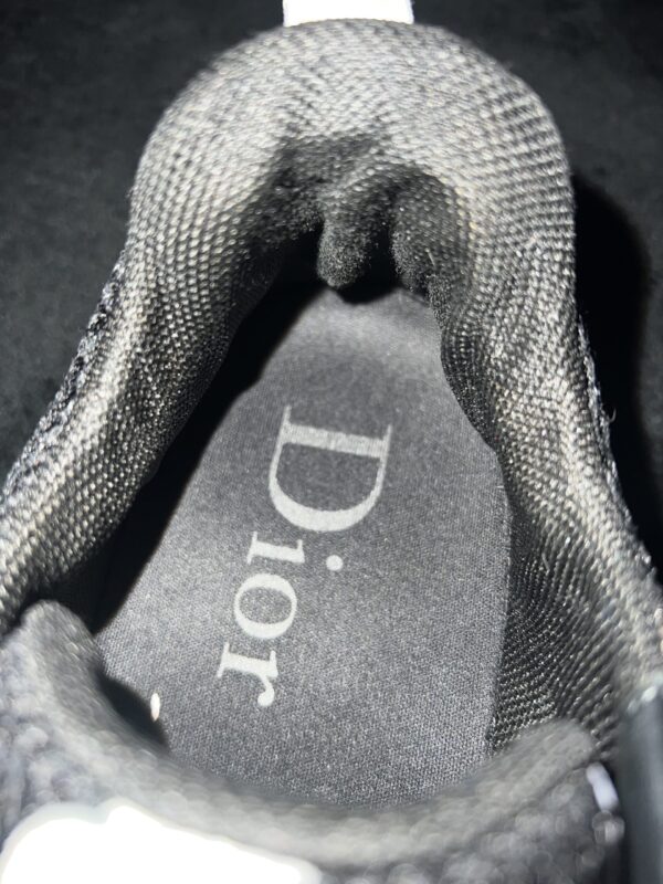 Christian Dior B22 (US 9) - Image 8