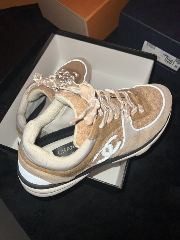 Chanel Trainer (US 9) - Image 4