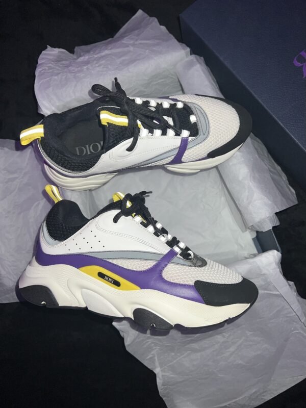 Christian Dior B22 (US 9)