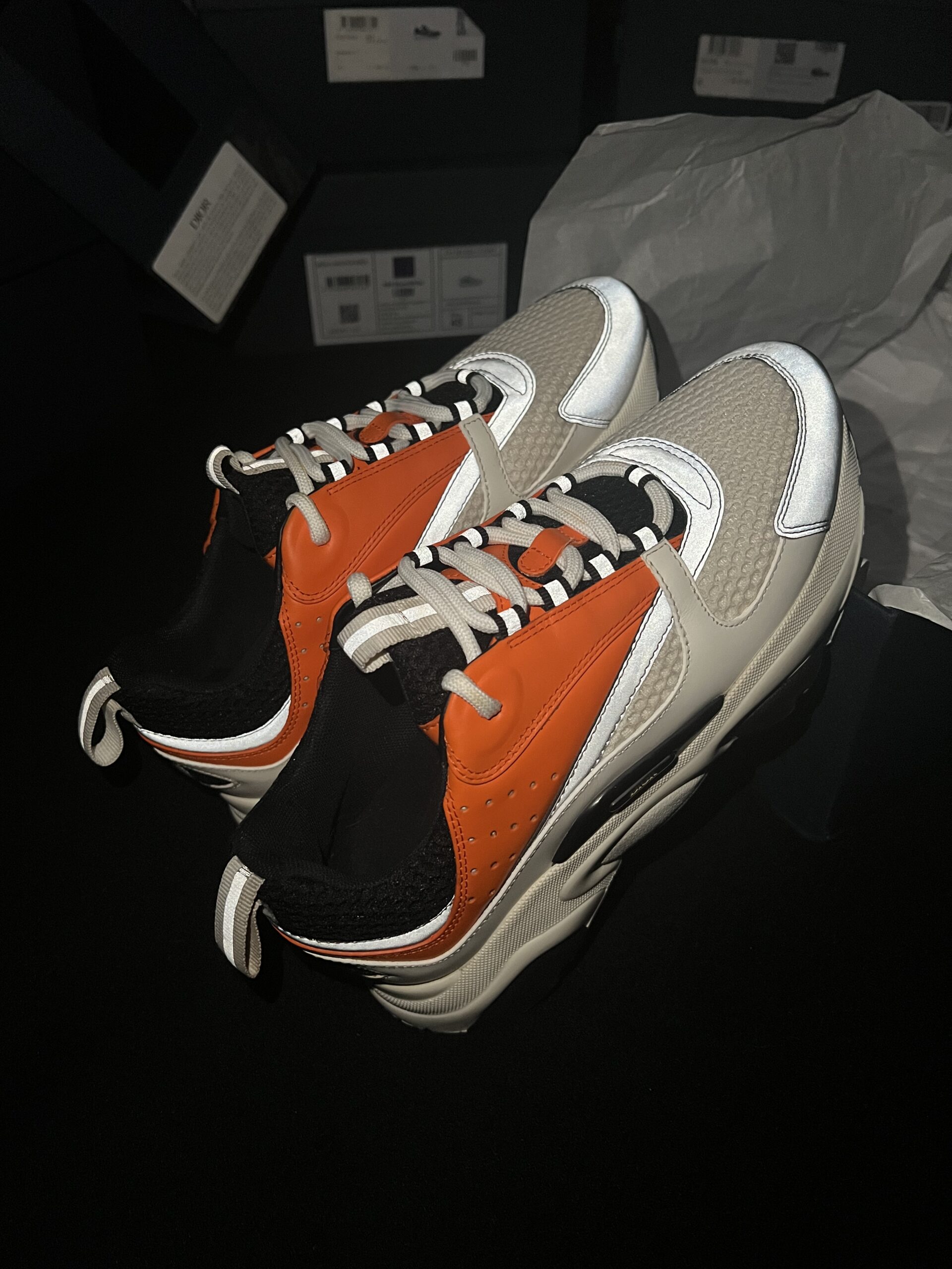 Christian Dior B22 (US 7) - Image 8