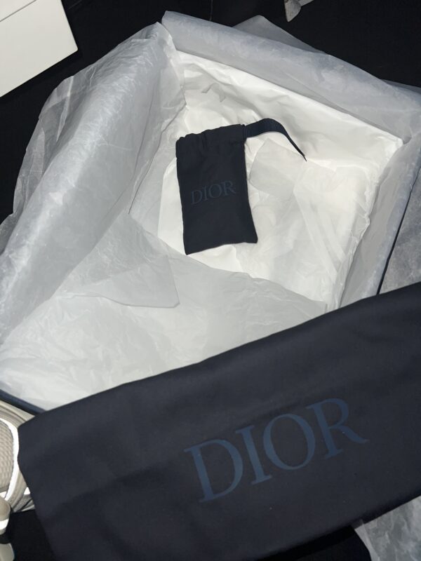 Christian Dior B22 (US 9) - Image 17