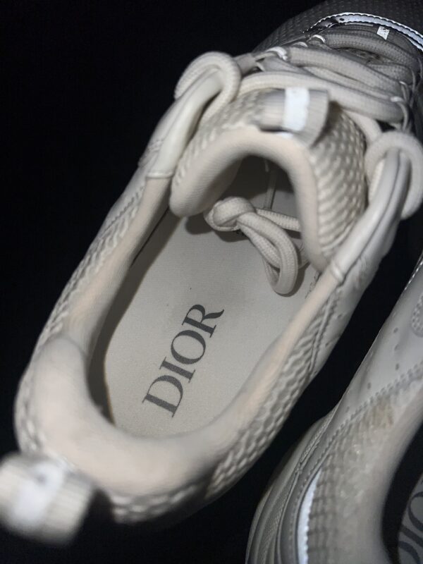Christian Dior B22 (US 13) - Image 12