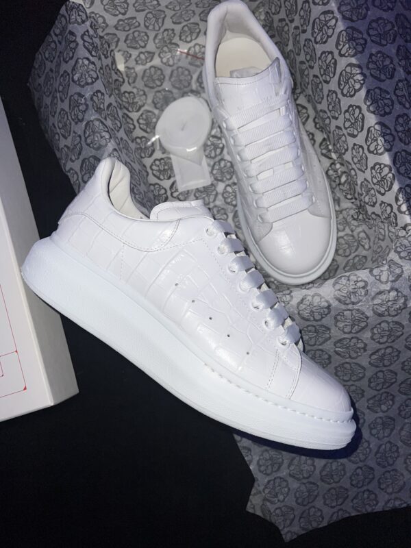 Alexander McQueen Oversized (US 9.5) - Image 4