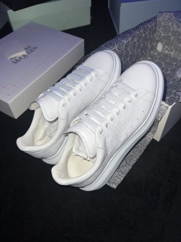 Alexander McQueen Oversized (US 9.5) - Image 8