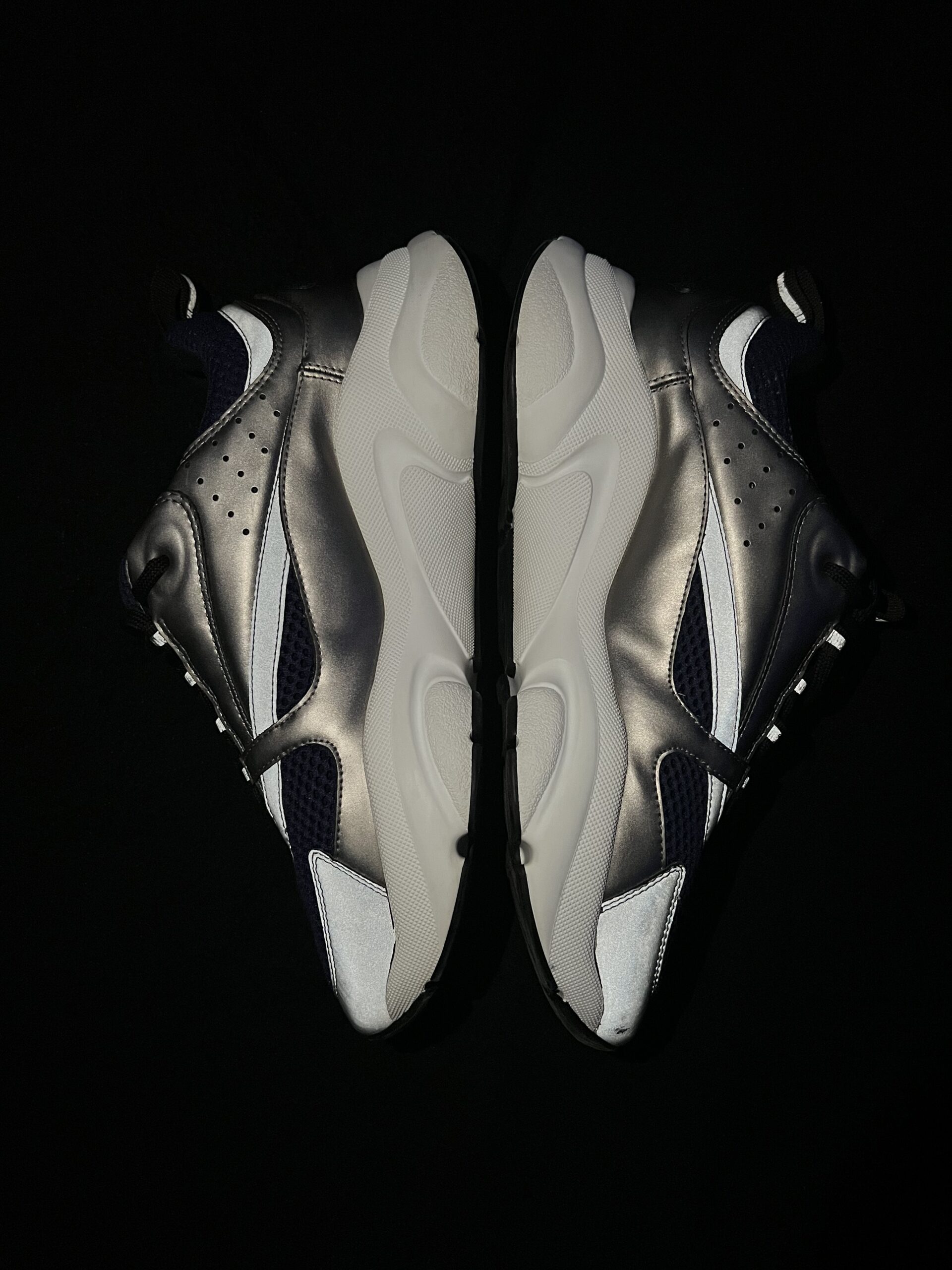 Christian Dior B22 (US 10) - Image 9