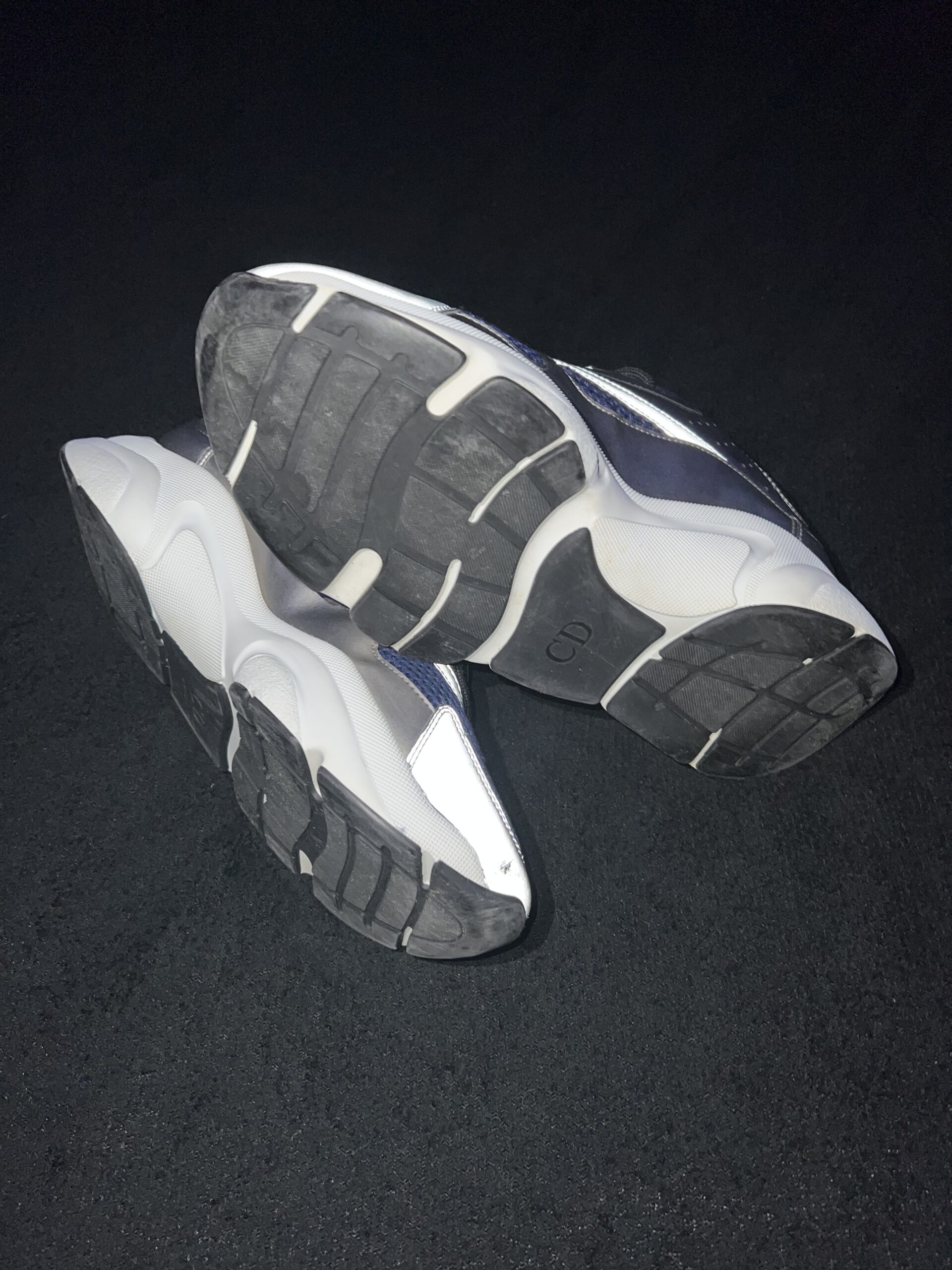 Christian Dior B22 (US 10) - Image 10