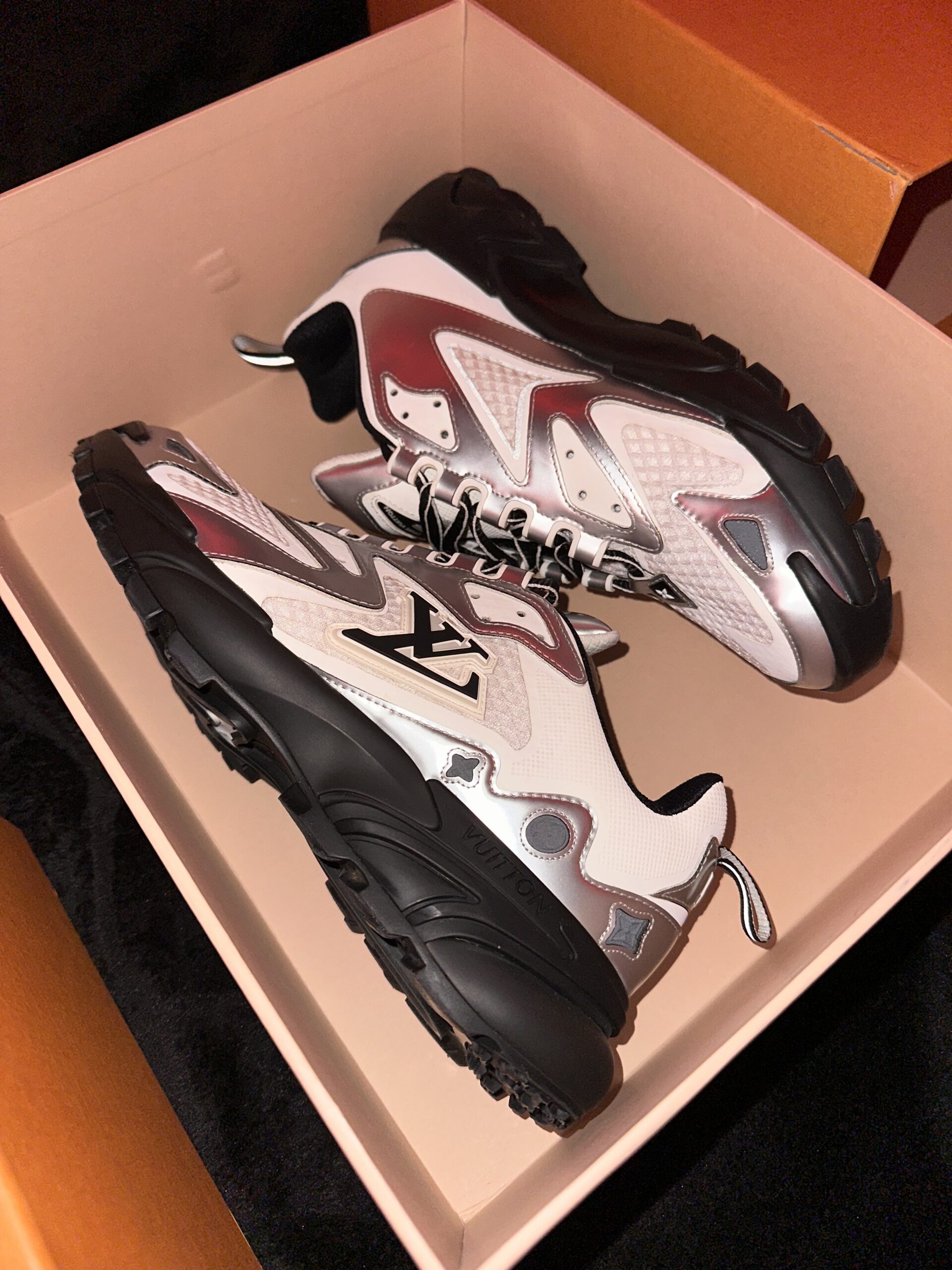 Louis Vuitton Tatic (US 8.5) - Image 2