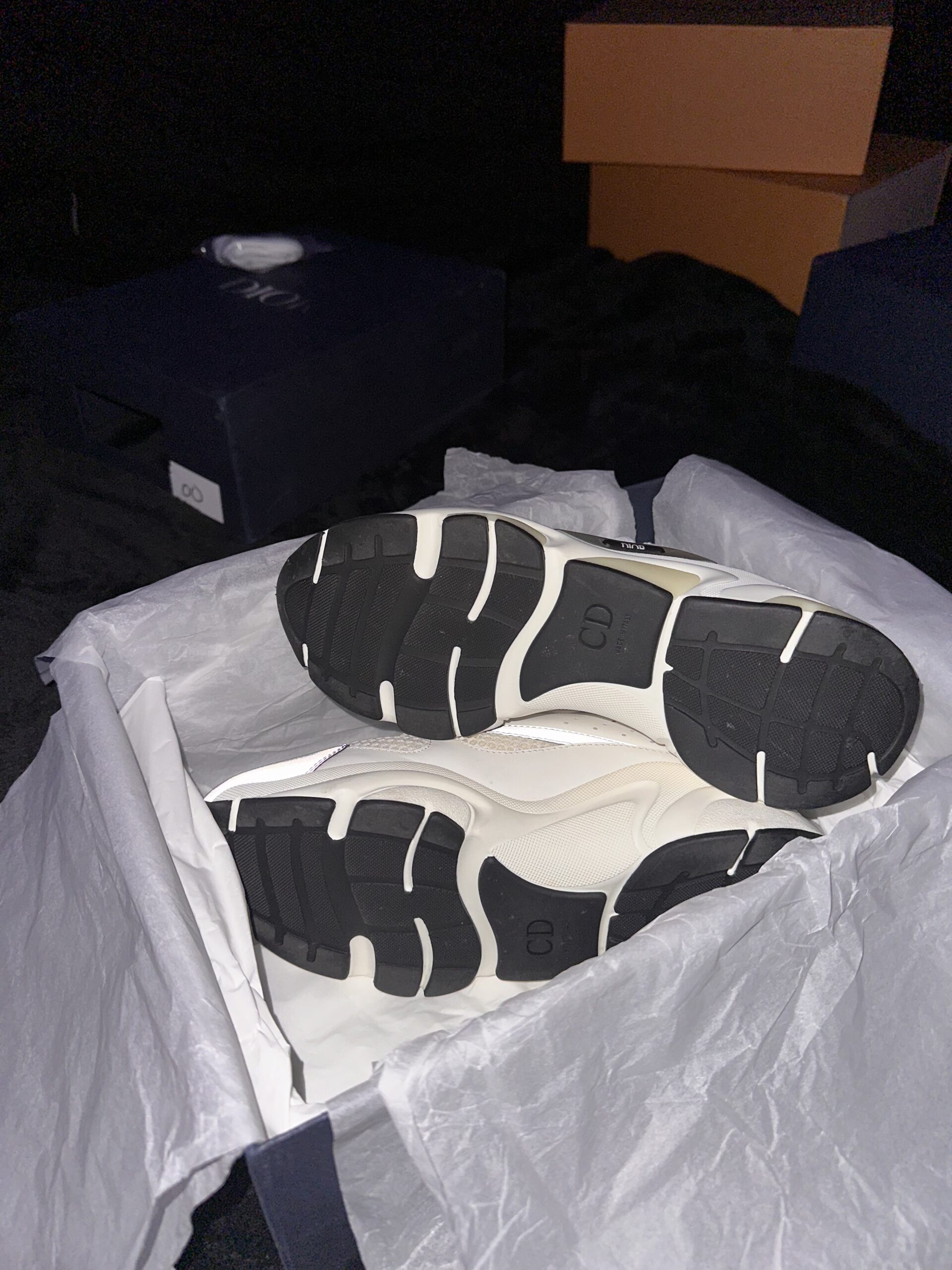 Christian Dior B22 (US 8) - Image 12