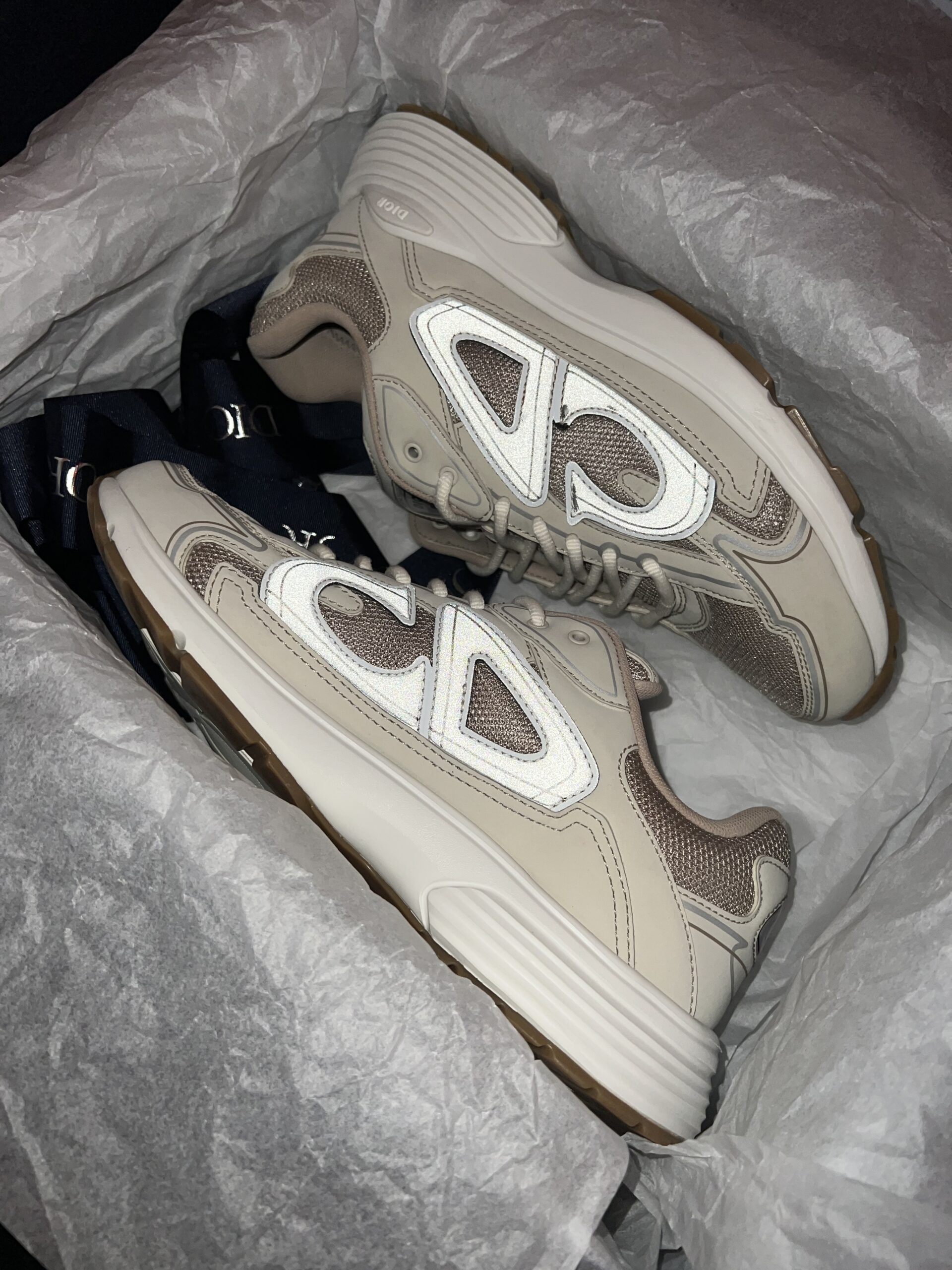 Christian Dior B30 (US 10) - Image 2