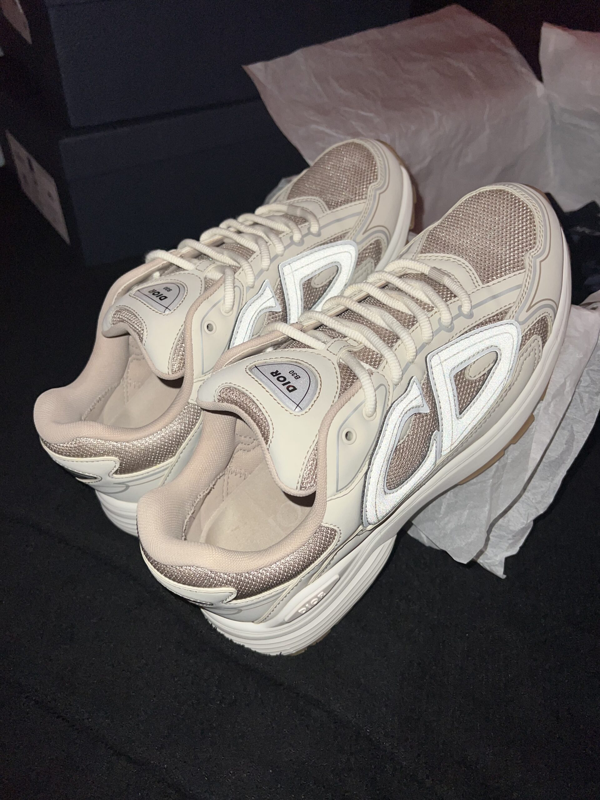 Christian Dior B30 (US 10) - Image 8