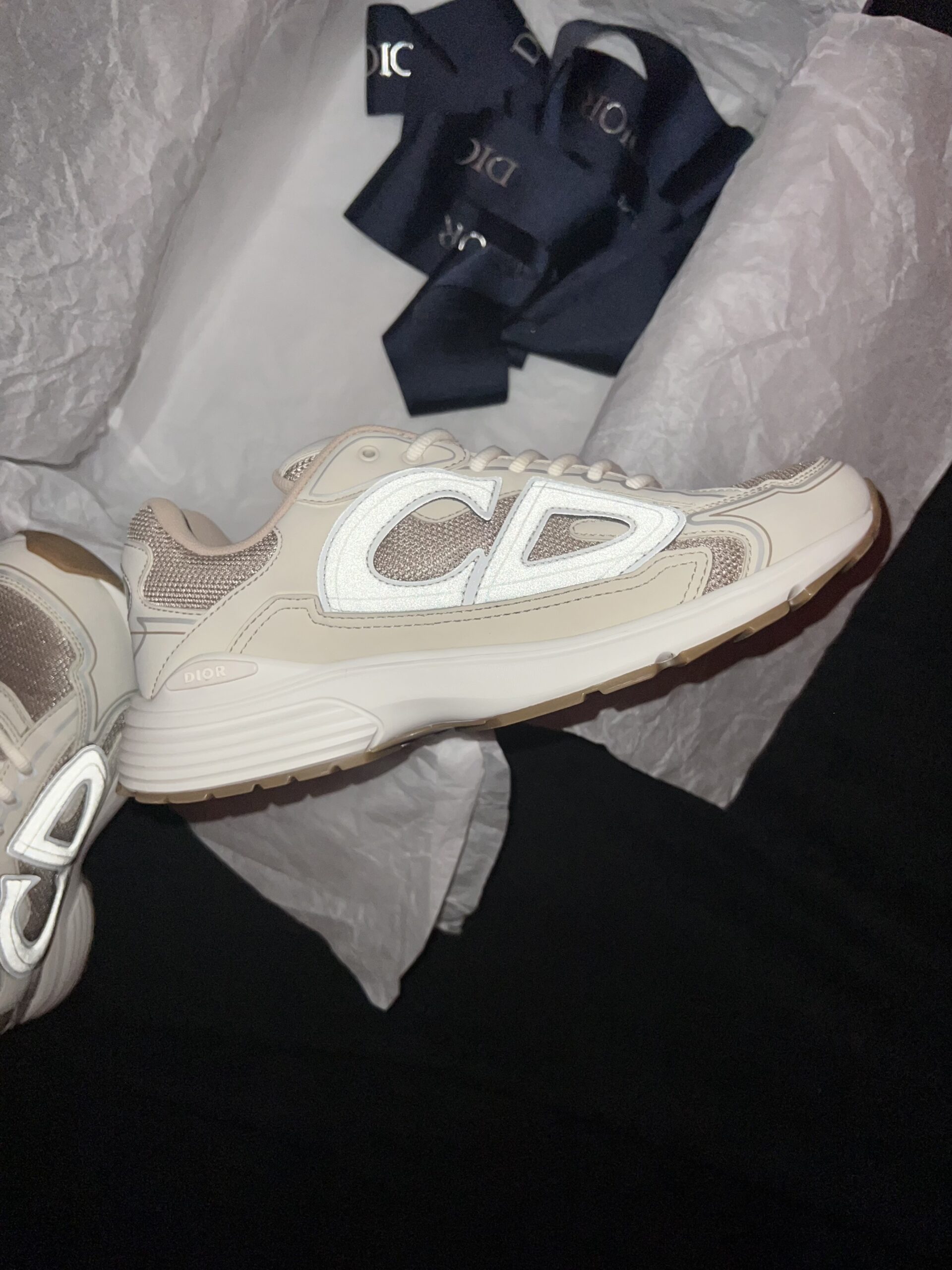 Christian Dior B30 (US 10) - Image 9