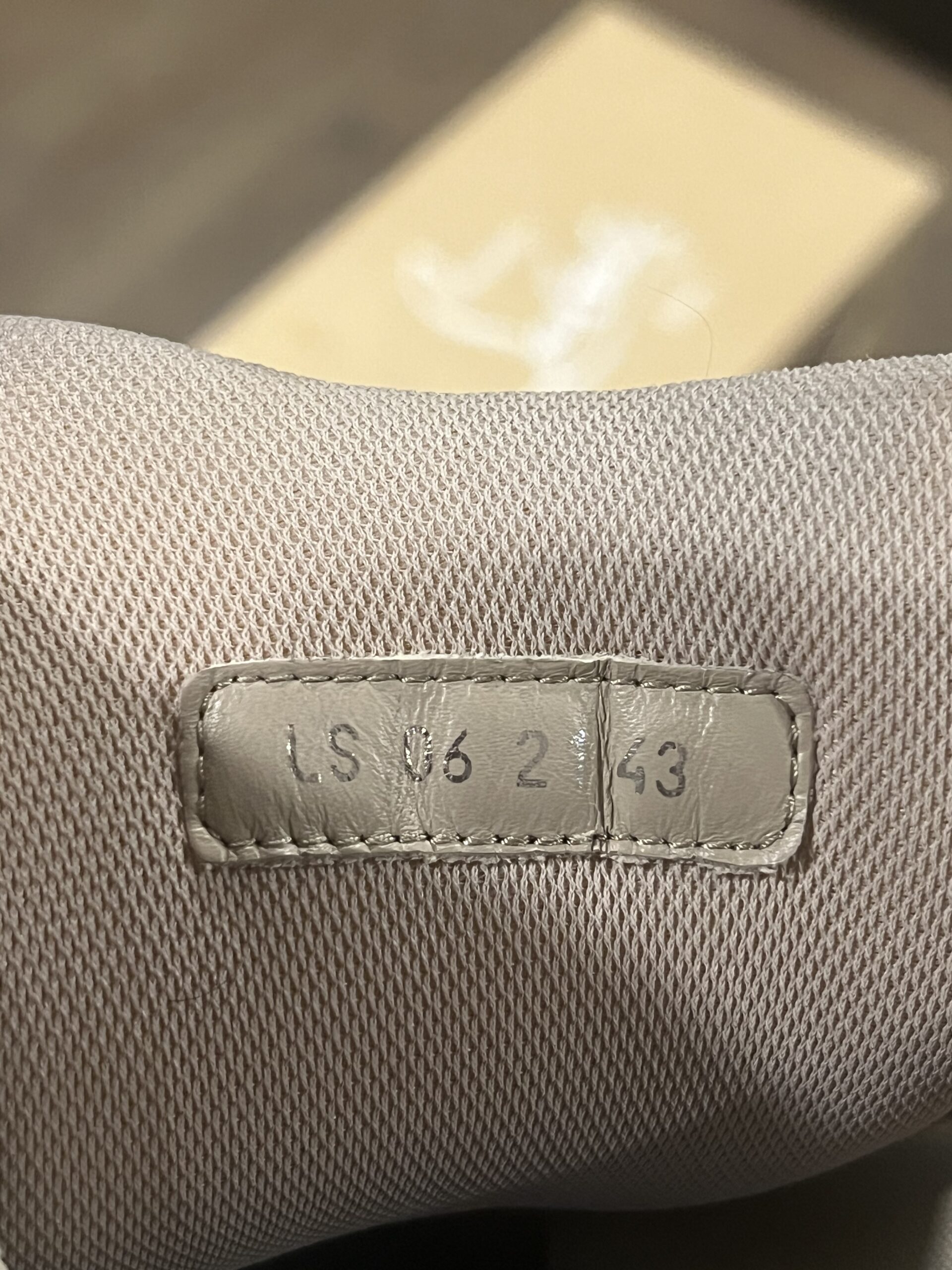 Christian Dior B30 (US 10) - Image 16