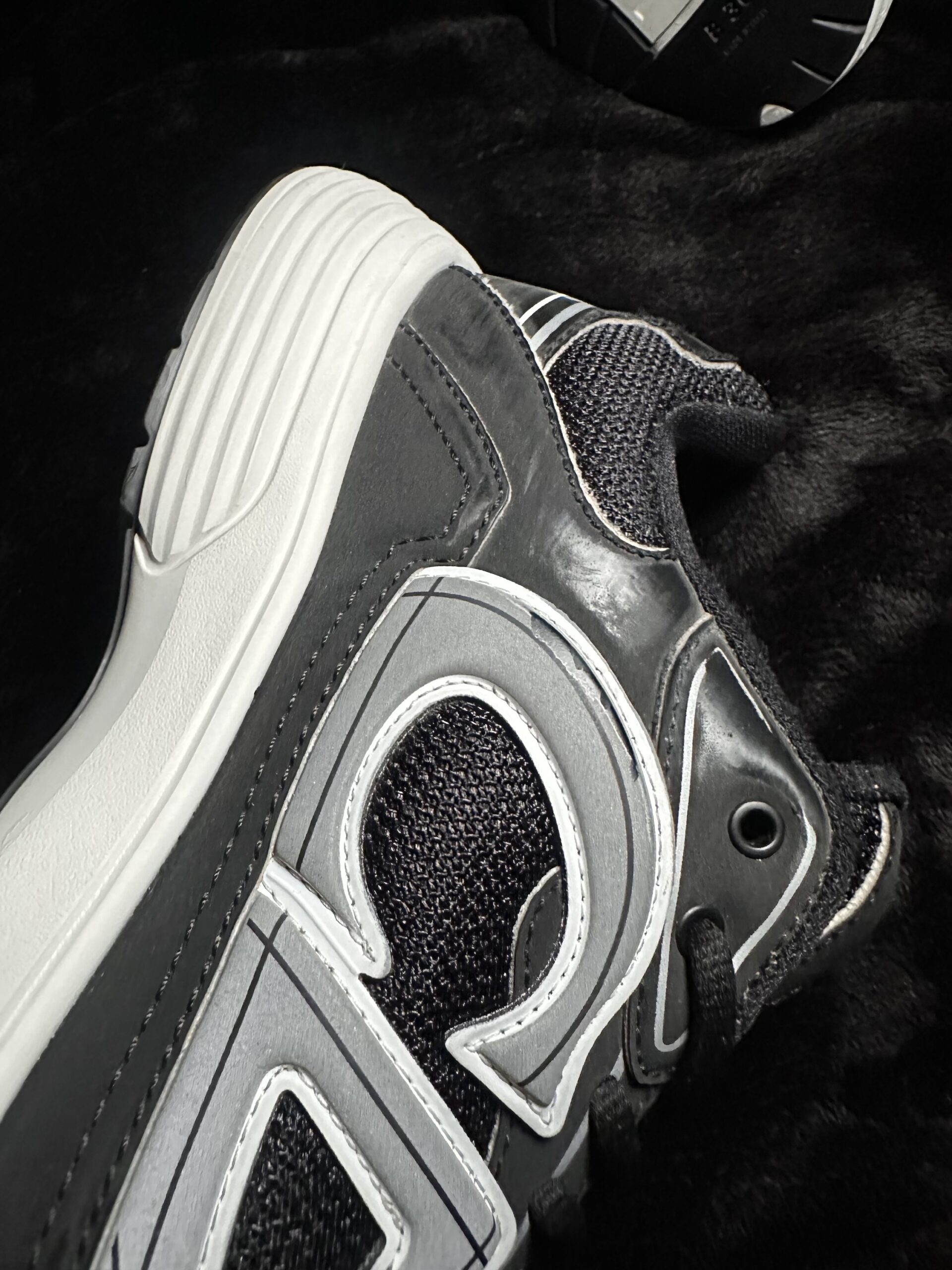 Christian Dior B30 (US 8) - Image 6