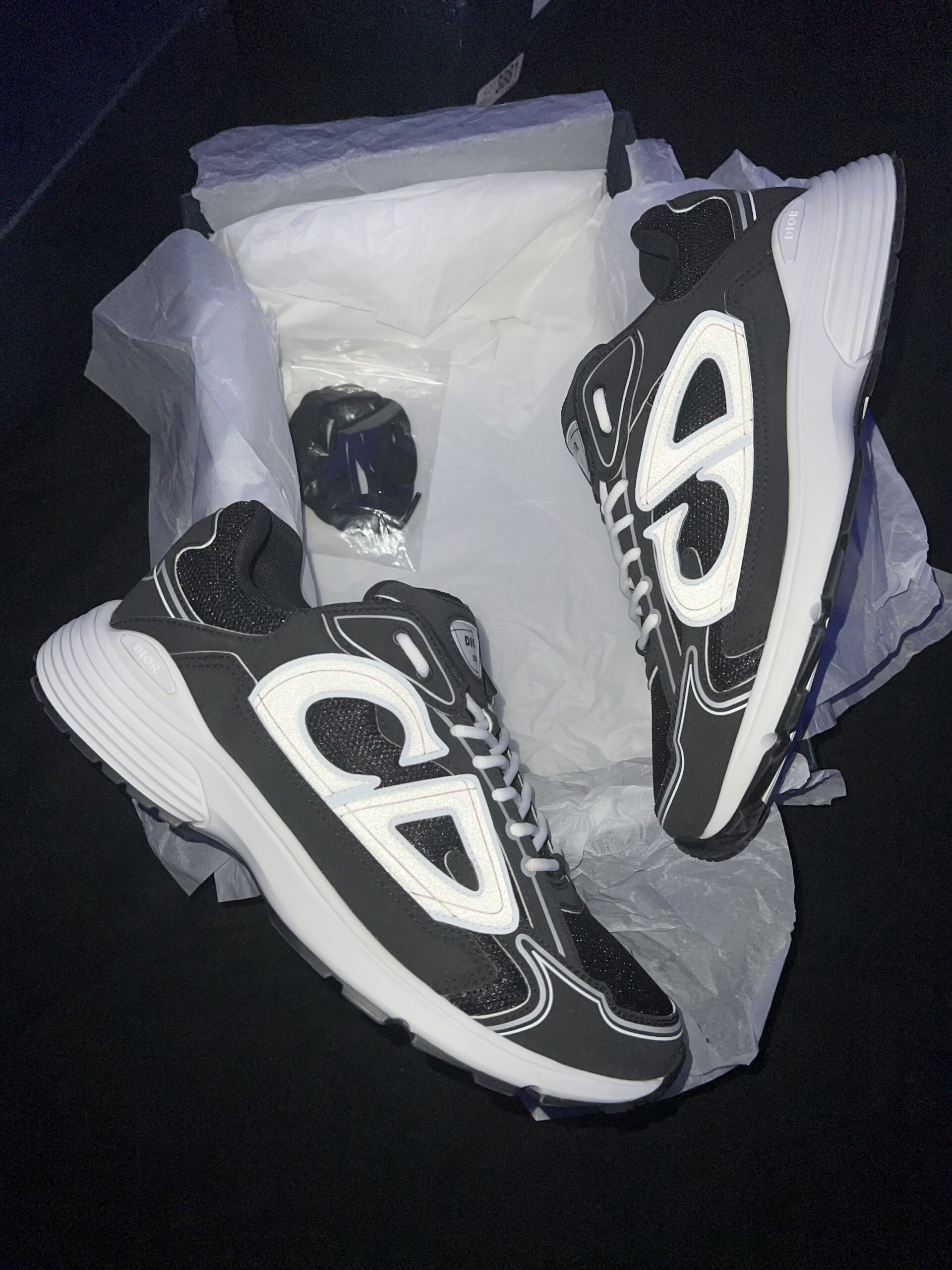 Christian Dior B30 (US 12) - Image 3