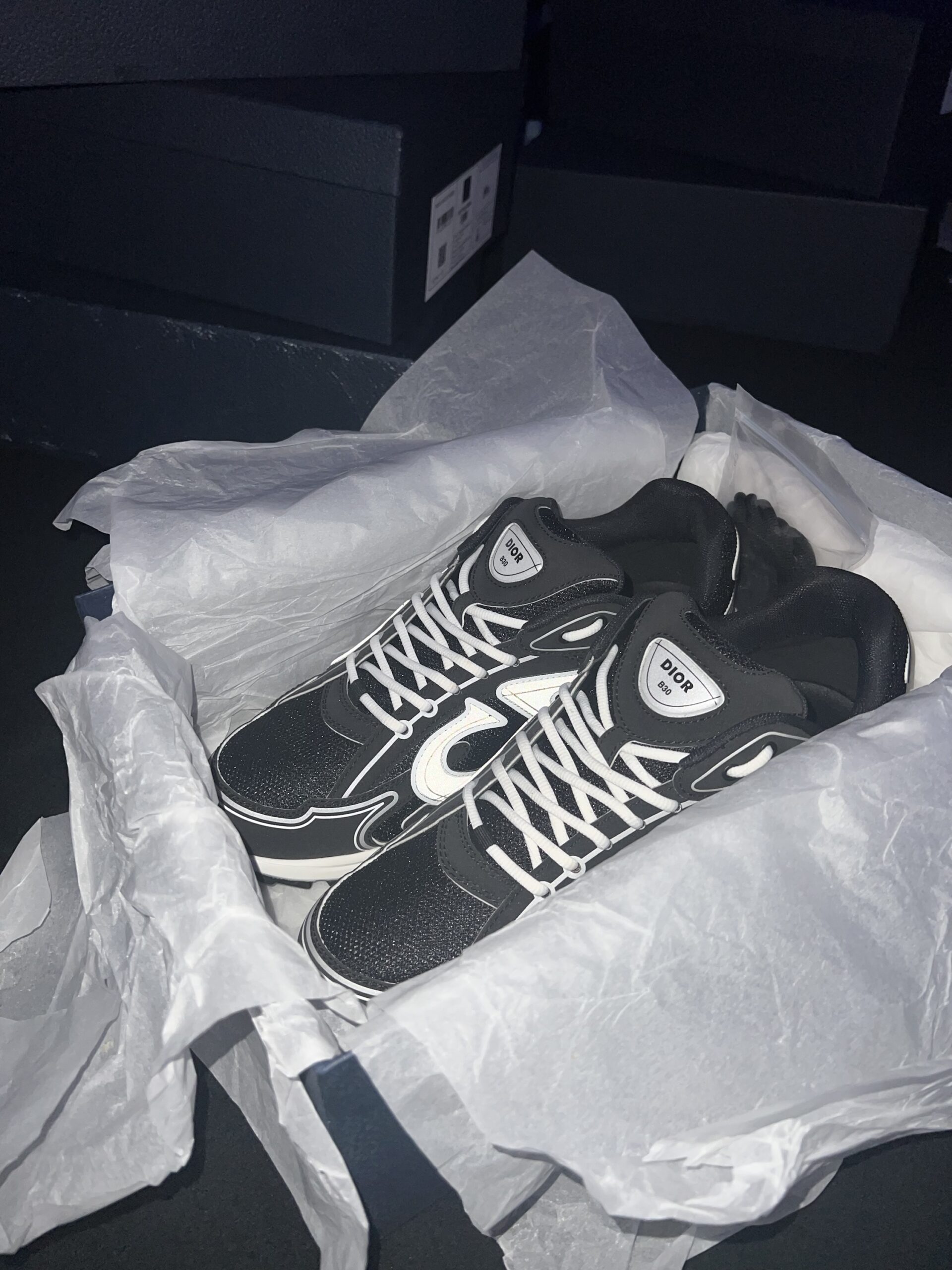 Christian Dior B30 (US 12) - Image 11