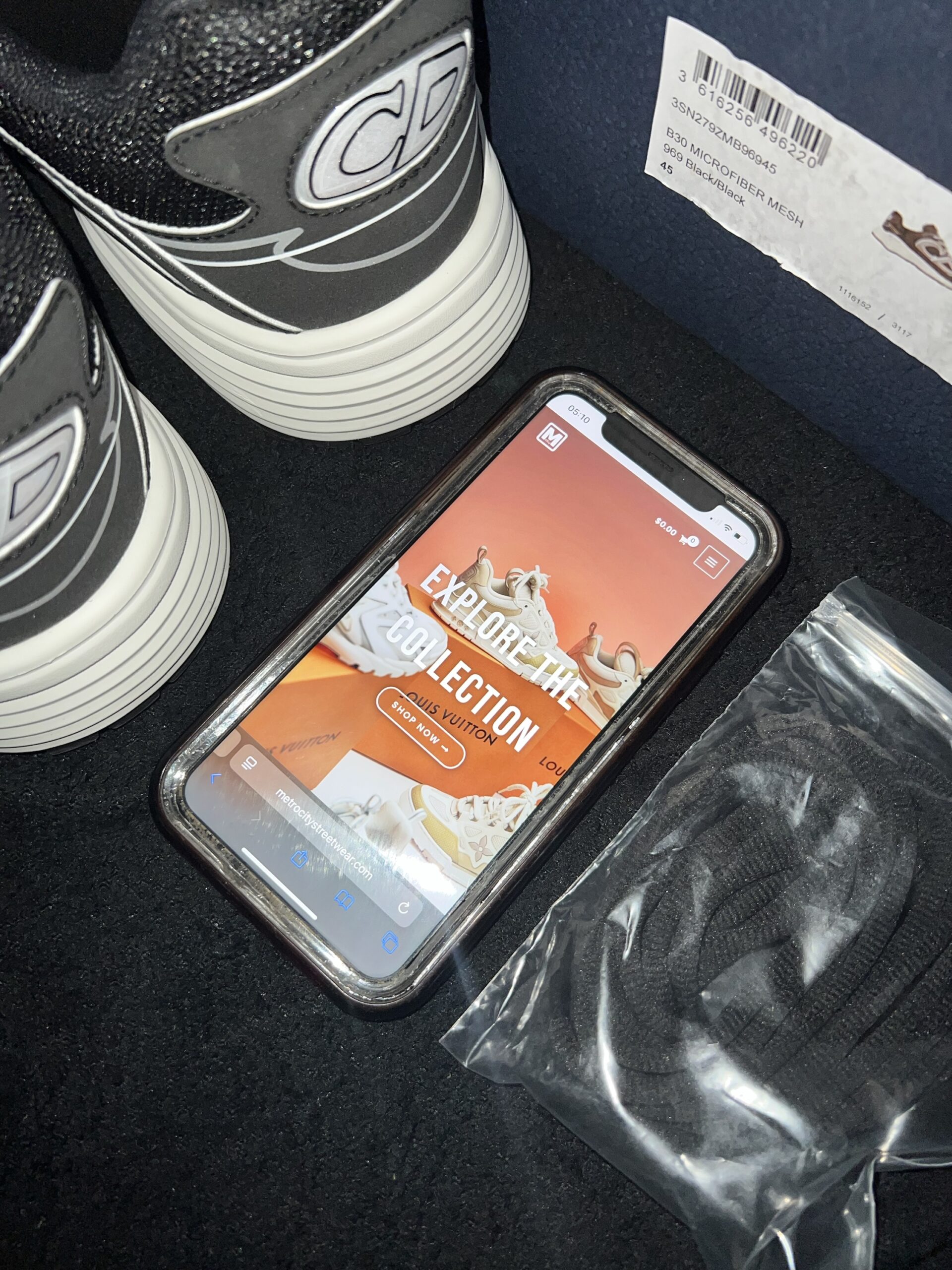 Christian Dior B30 (US 12) - Image 16