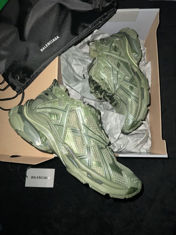 Balenciaga Runner (US 10)