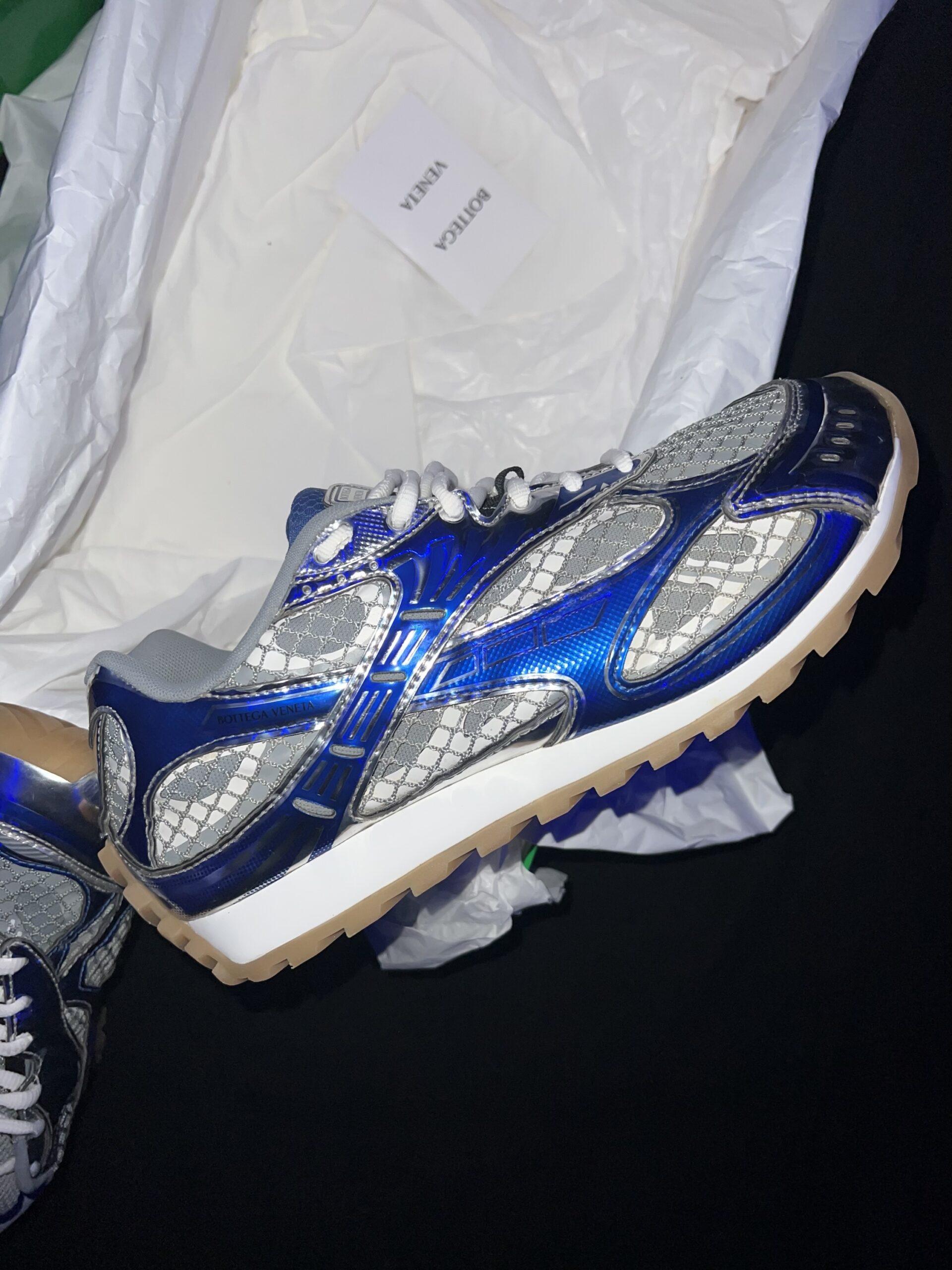 Bottega Veneta Orbit (US 10) - Image 10