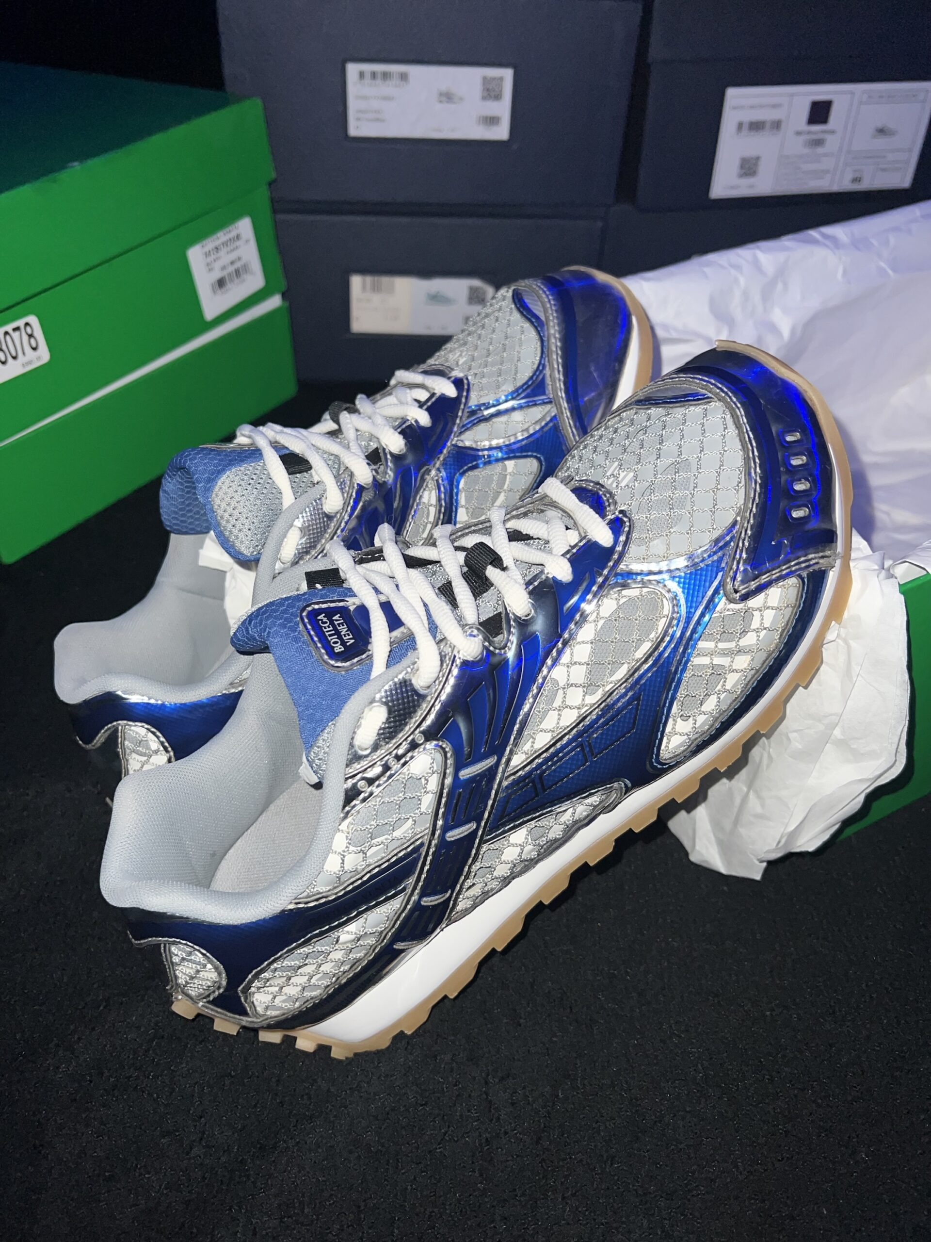 Bottega Veneta Orbit (US 10) - Image 9