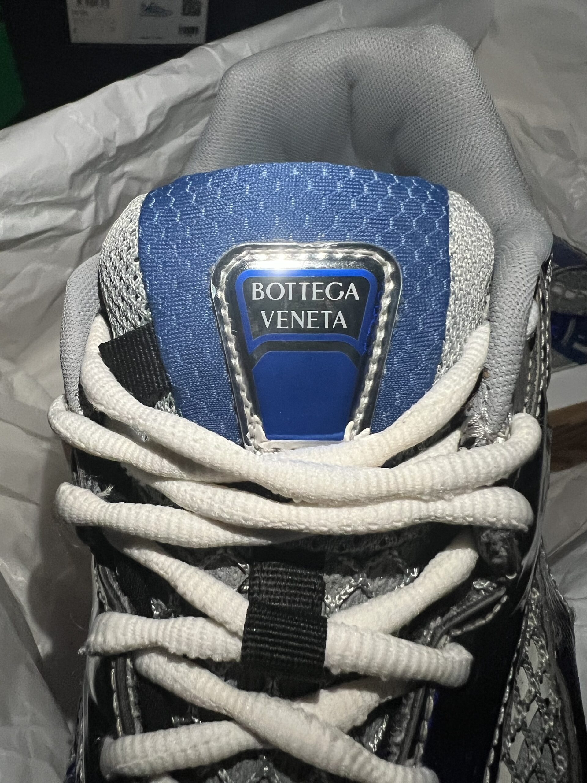 Bottega Veneta Orbit (US 10) - Image 15