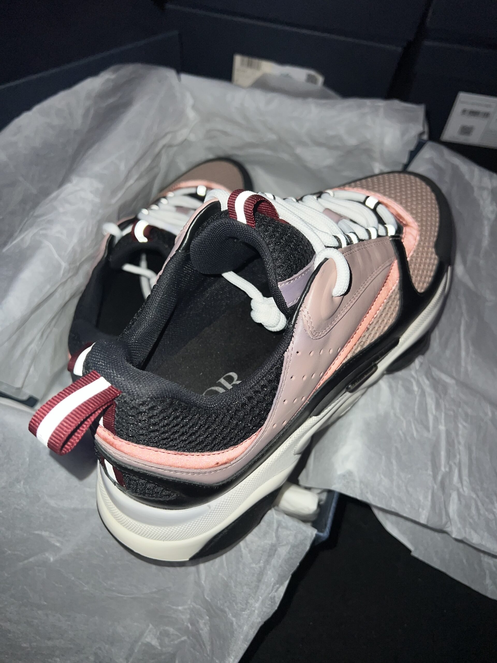 Christian Dior B22 (US 11) - Image 7