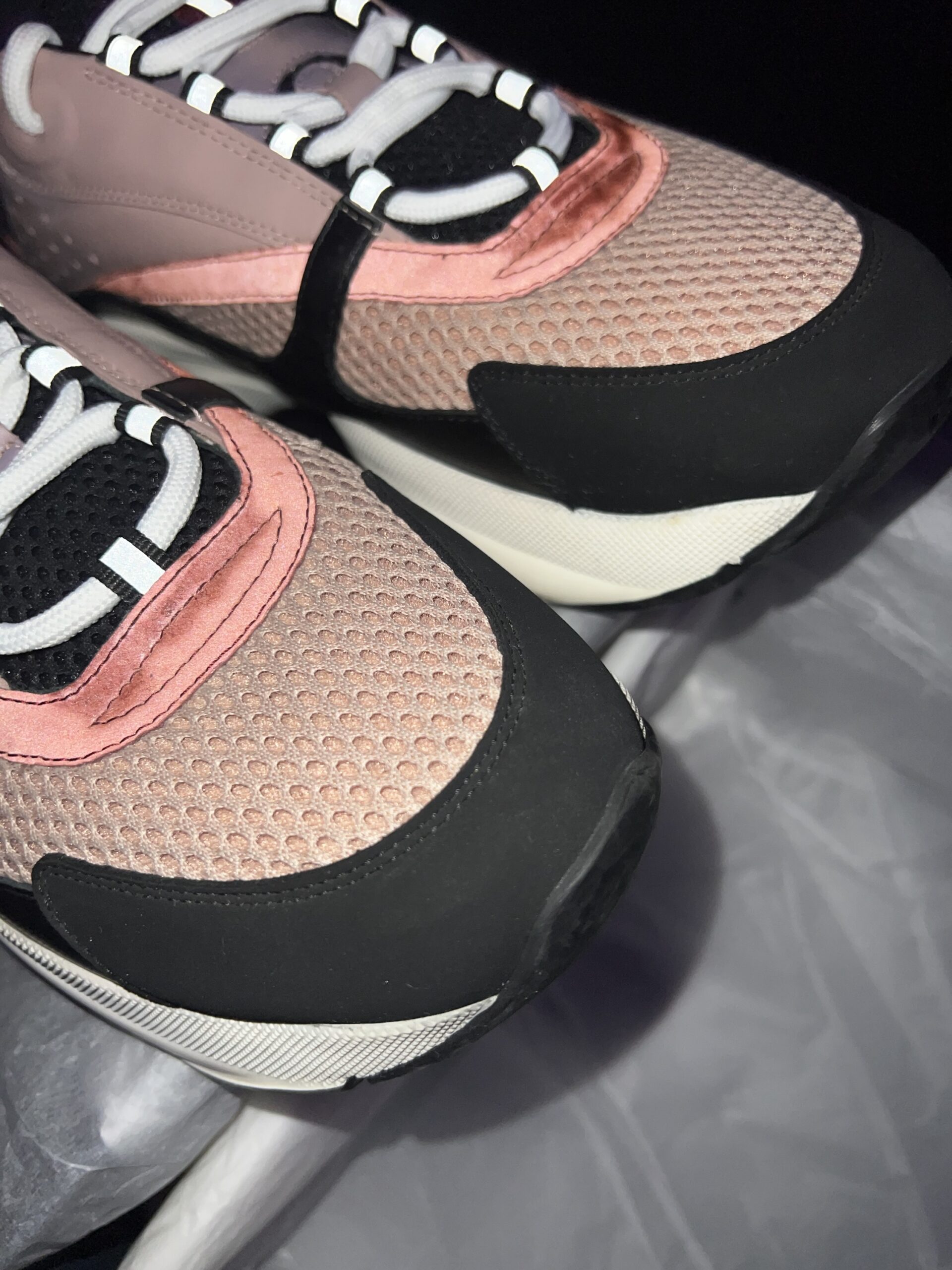 Christian Dior B22 (US 11) - Image 10