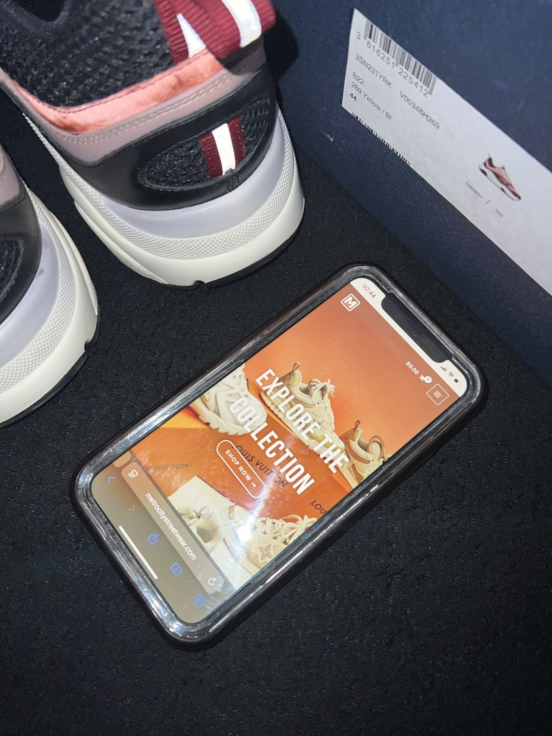 Christian Dior B22 (US 11) - Image 16