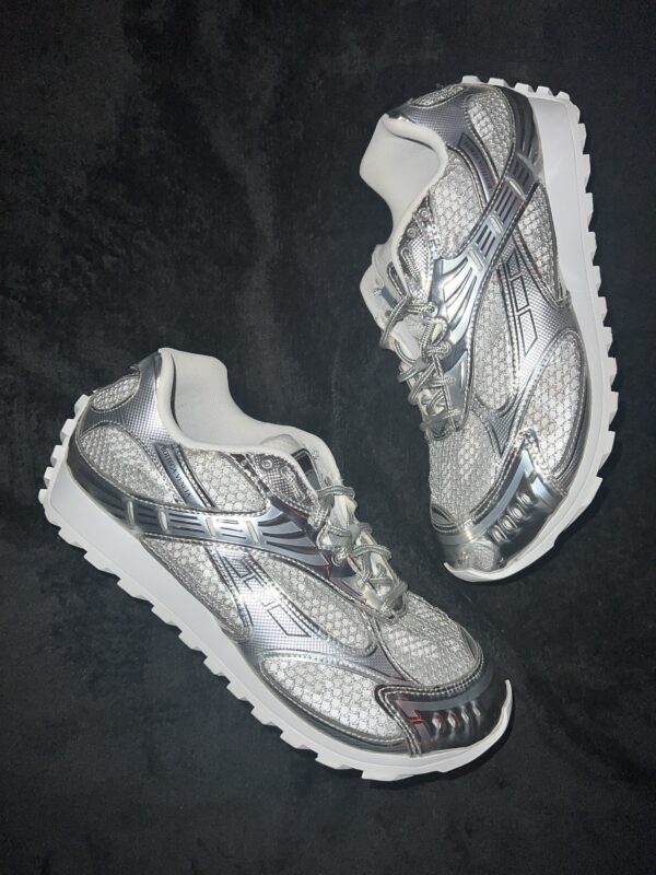 Bottega Veneta Orbit (US 9)