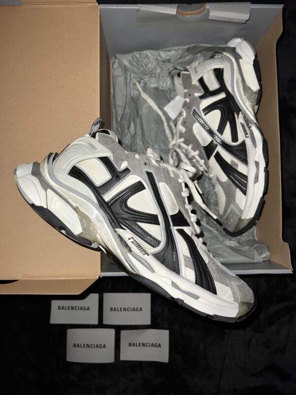 Balenciaga Runner v2 (US 12)