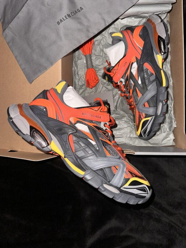 Balenciaga Track 2 (US 8)