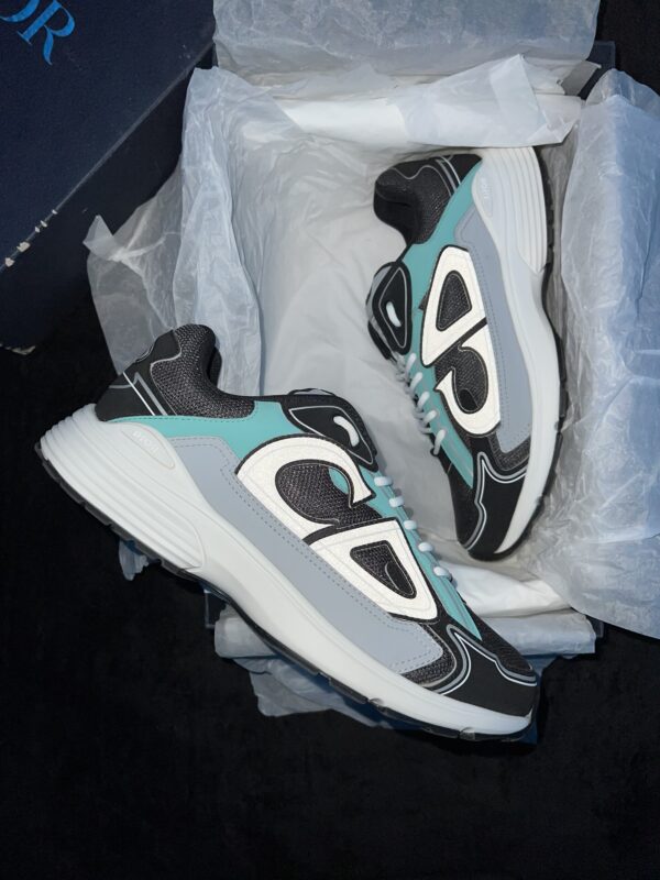 Christian Dior B30 (US 11)