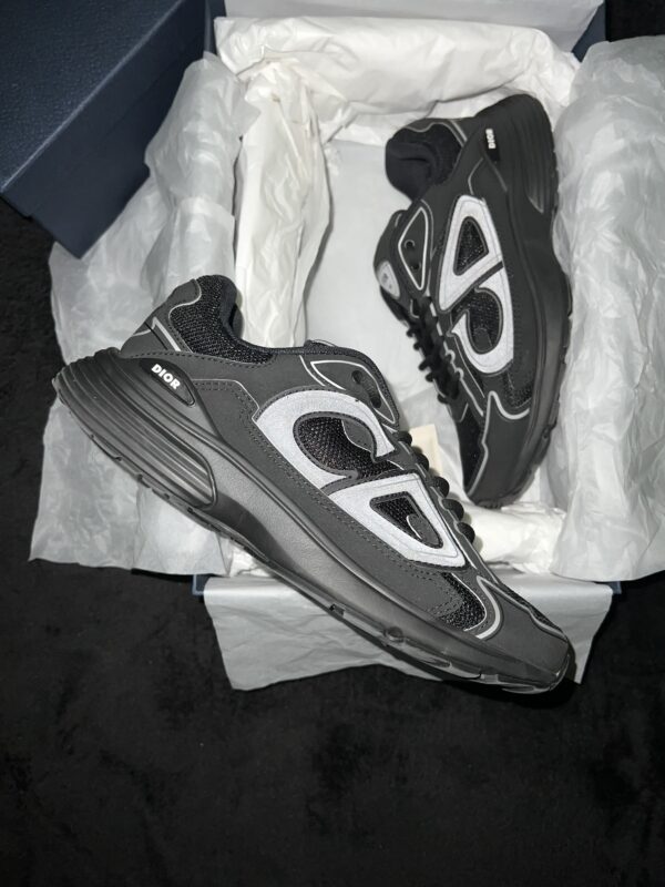 Christian Dior B30 (US 9)