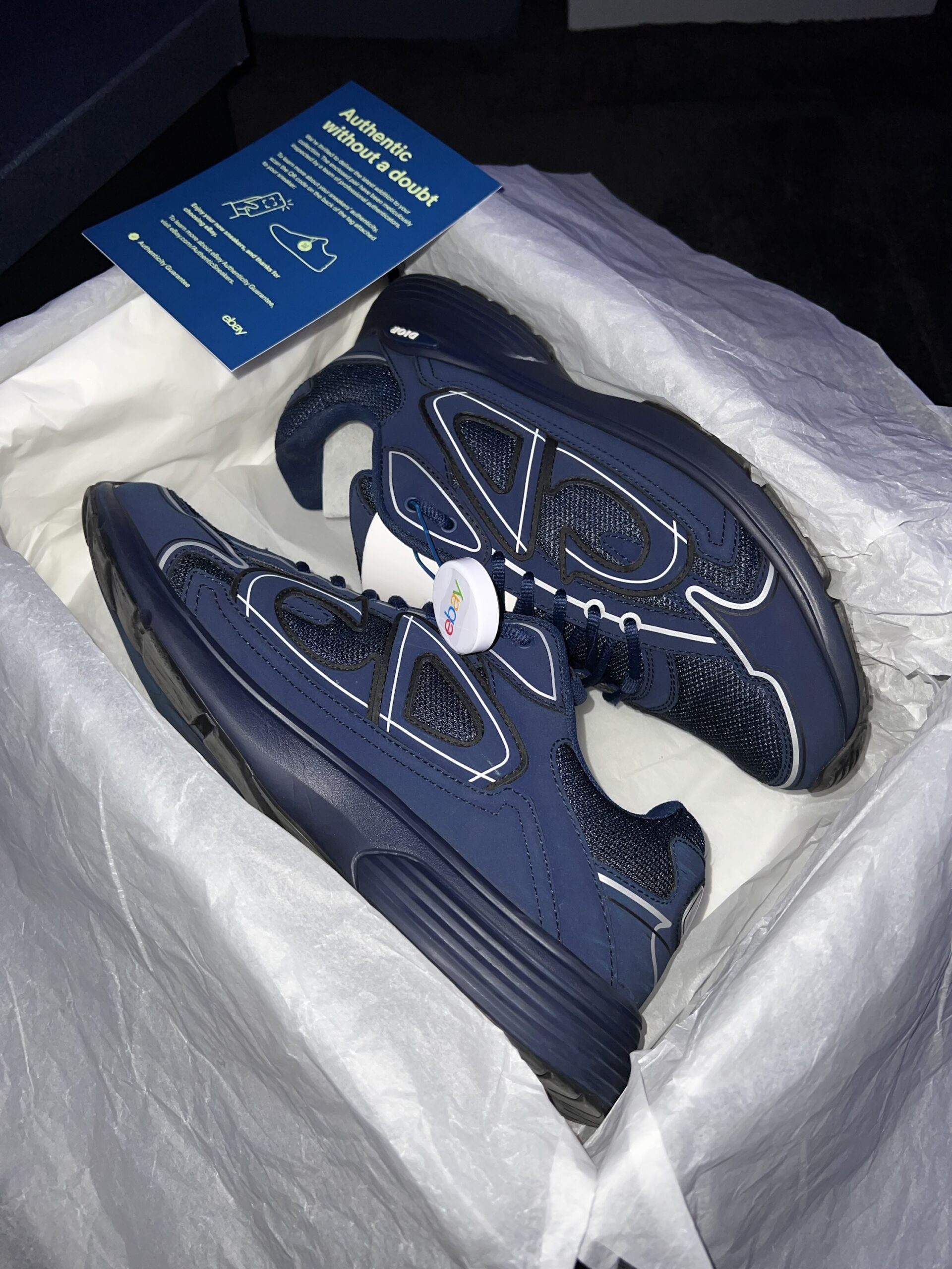 Christian Dior B30 (US 12) - Image 2