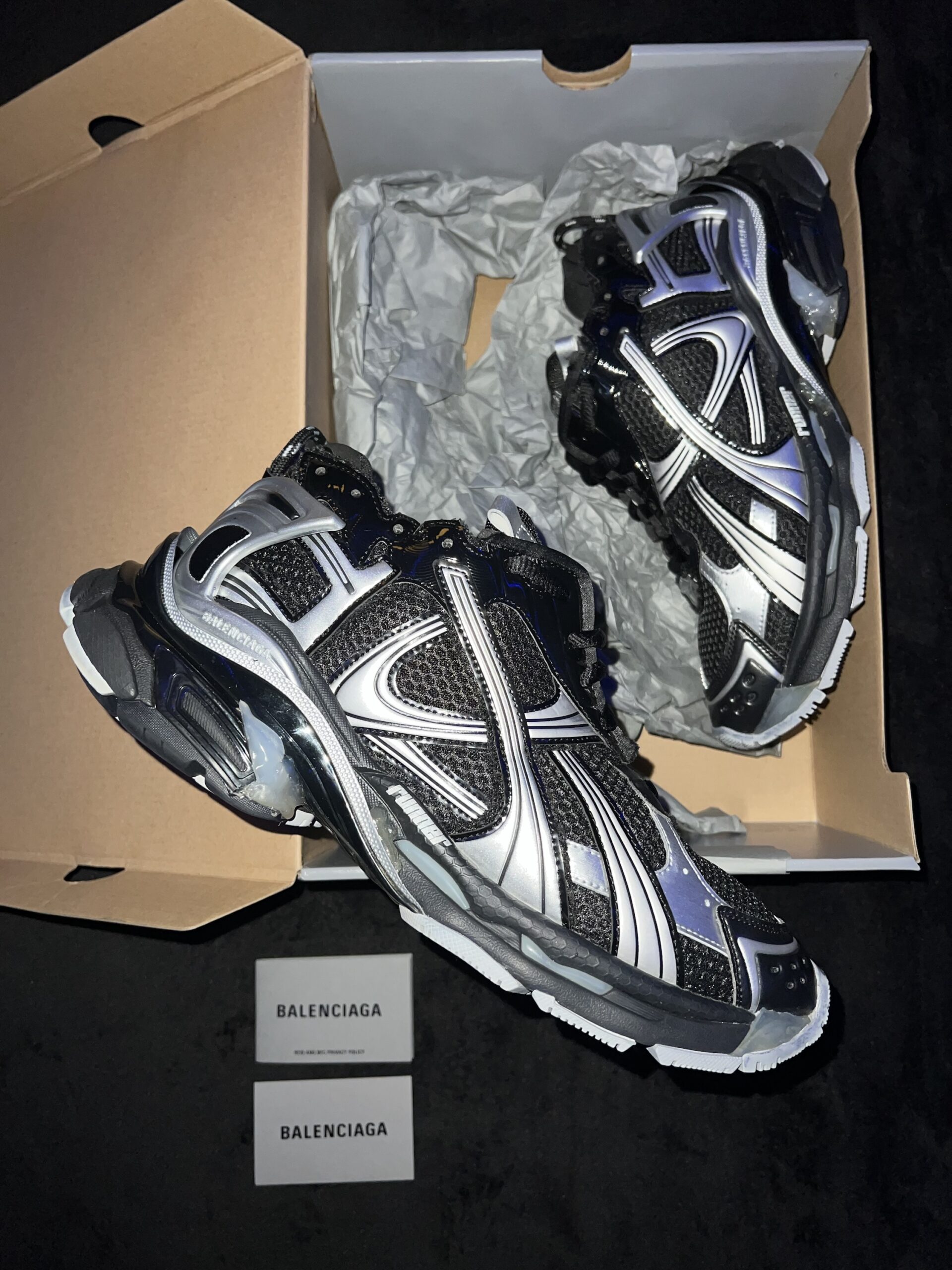 Balenciaga Runner v2 (US 11)