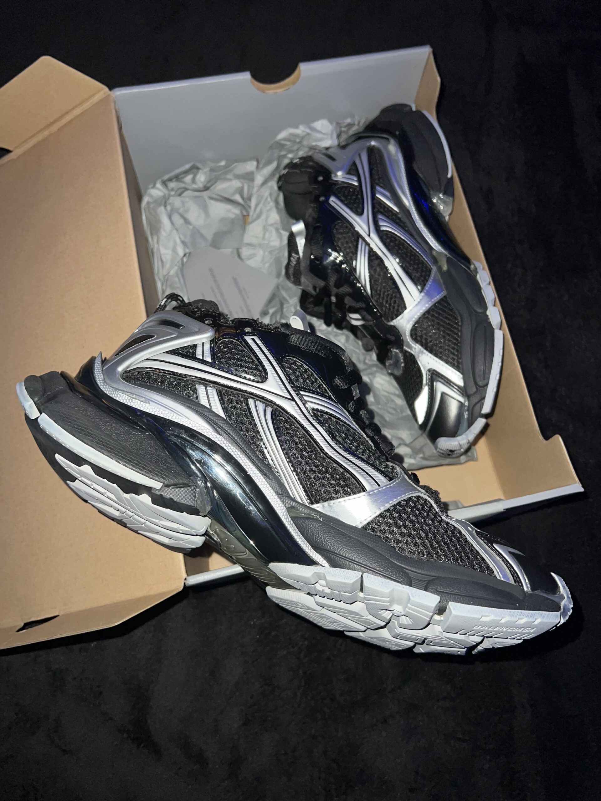 Balenciaga Runner v2 (US 11) - Image 6