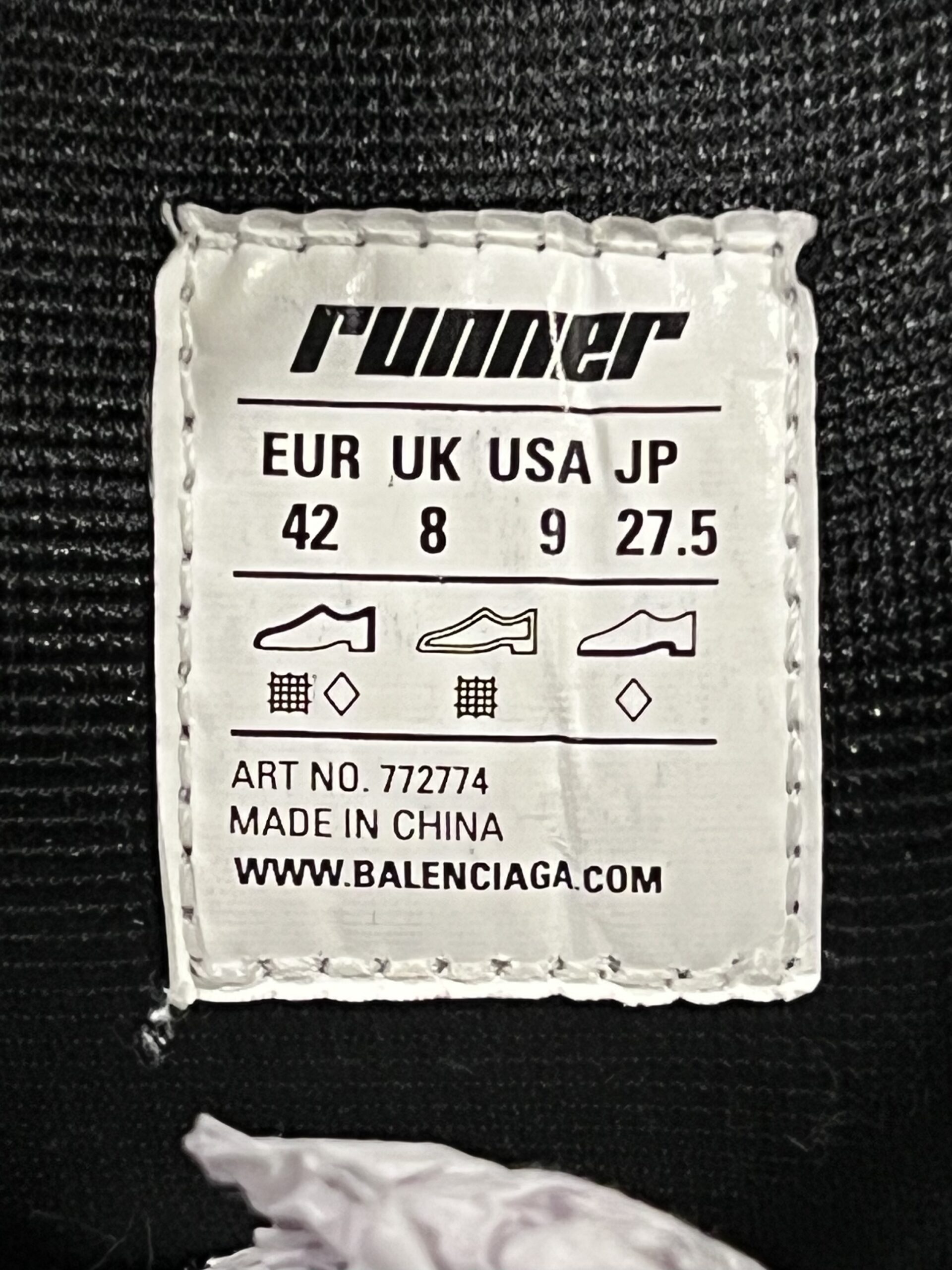 Balenciaga Runner v2 (US 9) - Image 18