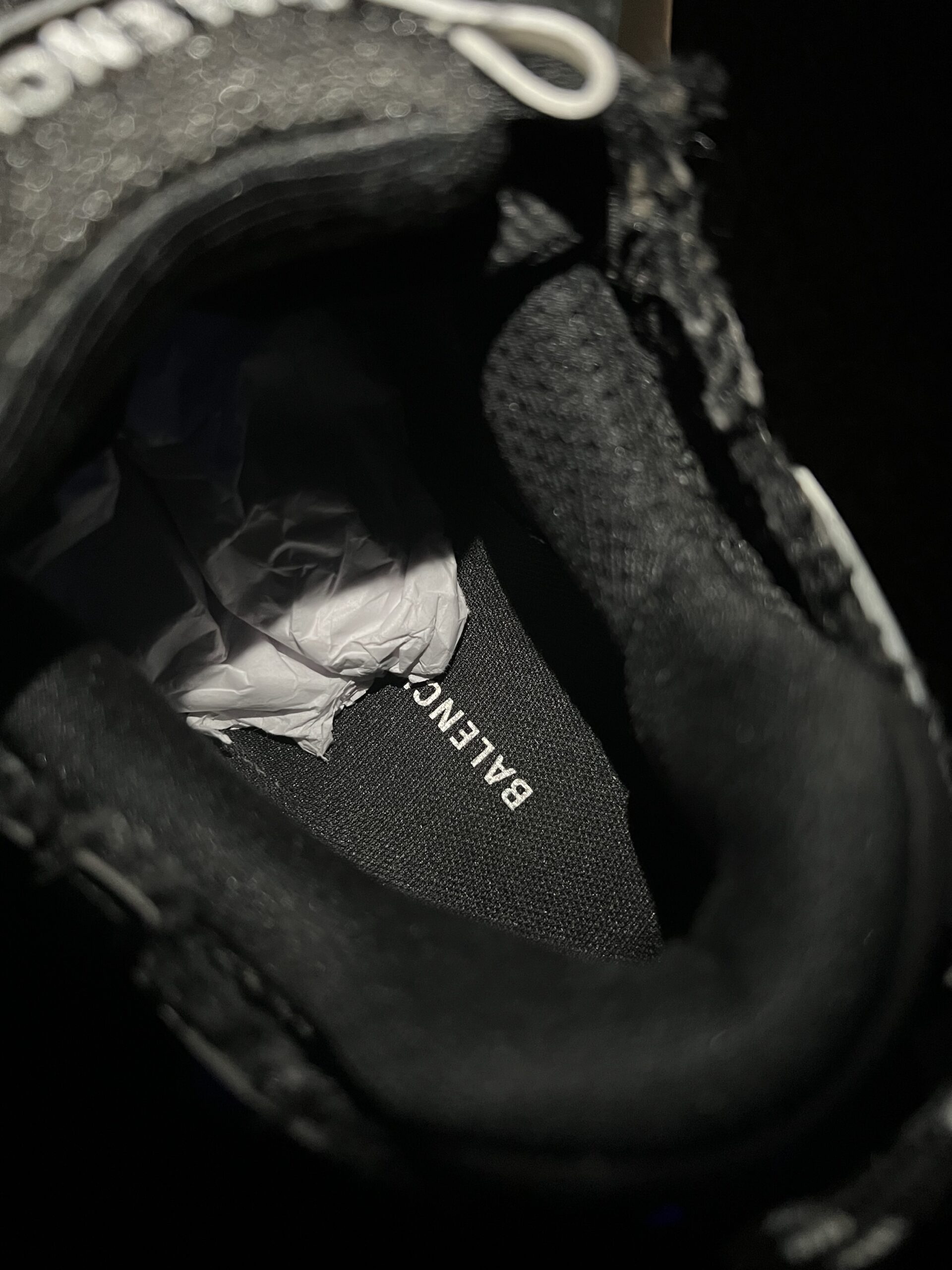 Balenciaga Runner v2 (US 9) - Image 16