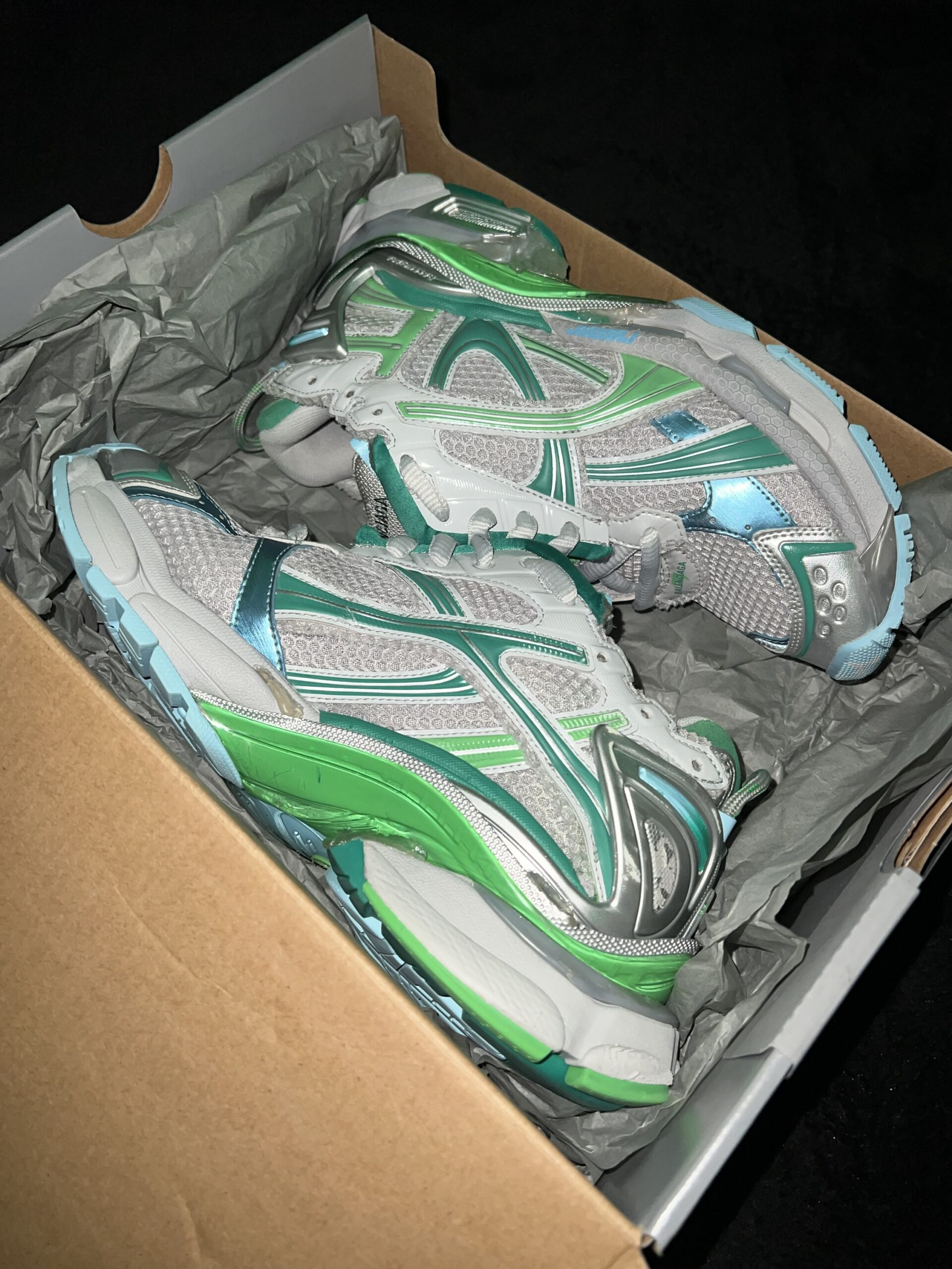 Balenciaga Runner v2 (US 8) - Image 2