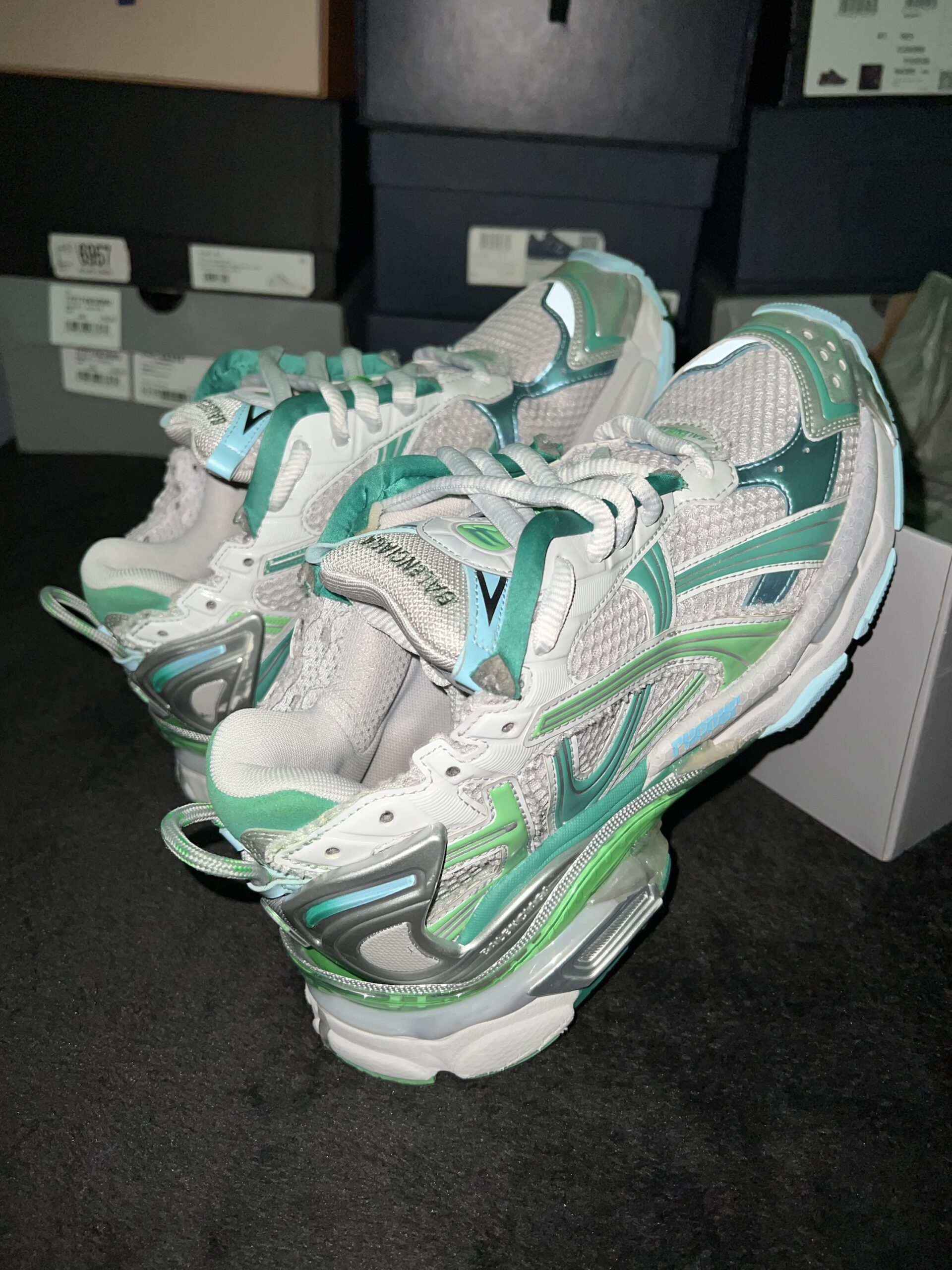 Balenciaga Runner v2 (US 8) - Image 9