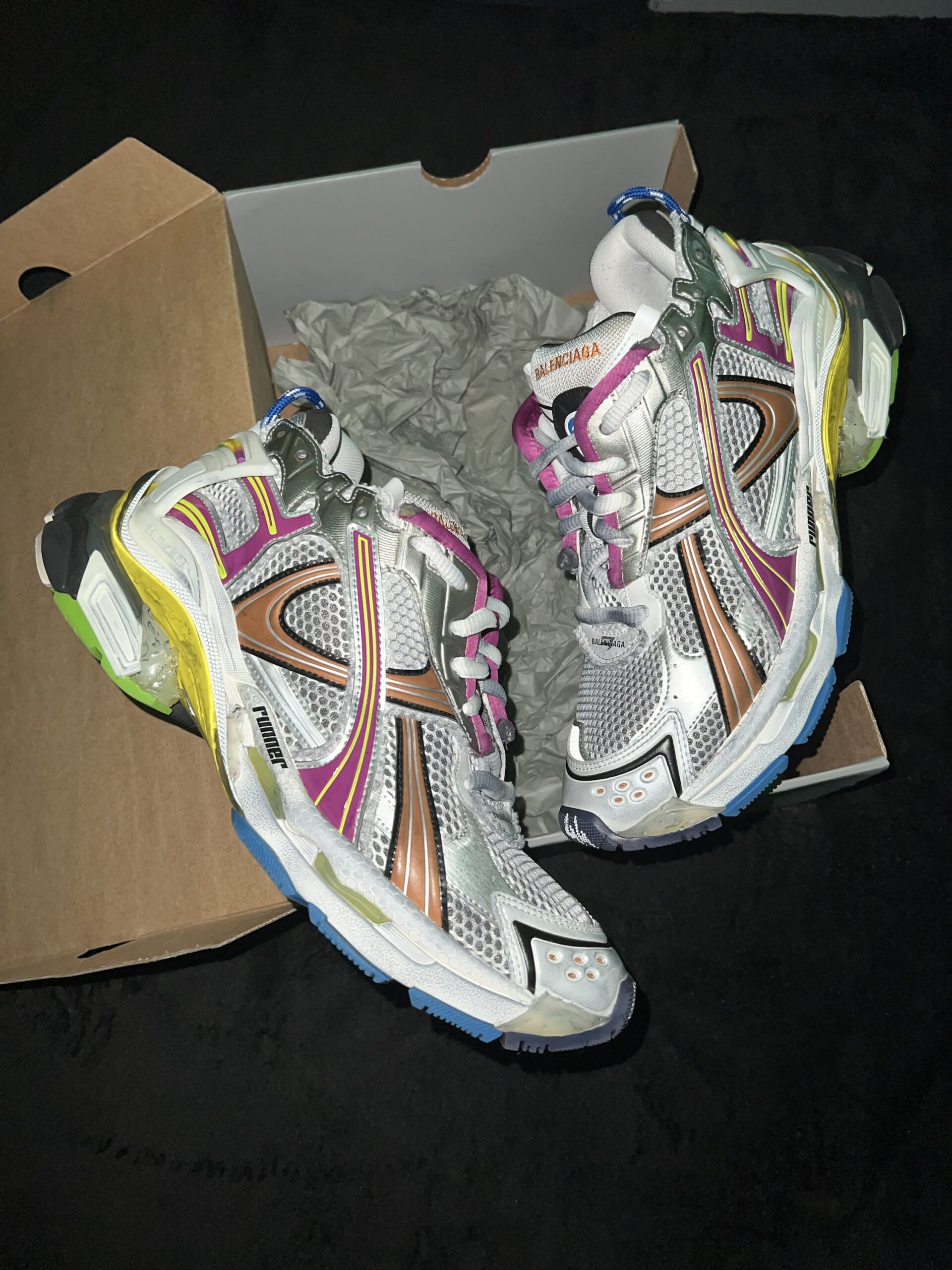 Balenciaga Runner v2 (US 11) - Image 3