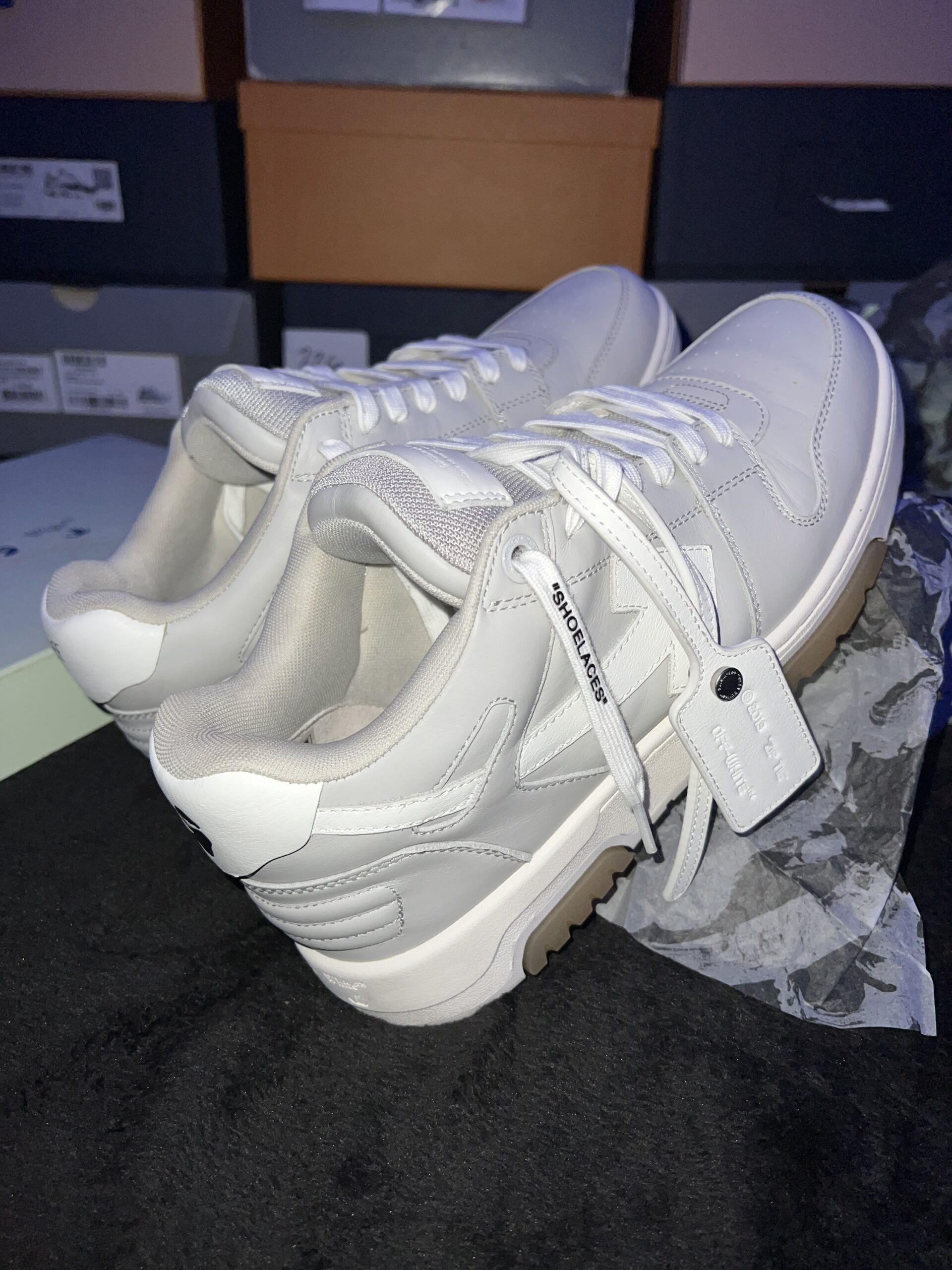 Off-White Out Of Office (US 10) - Image 9