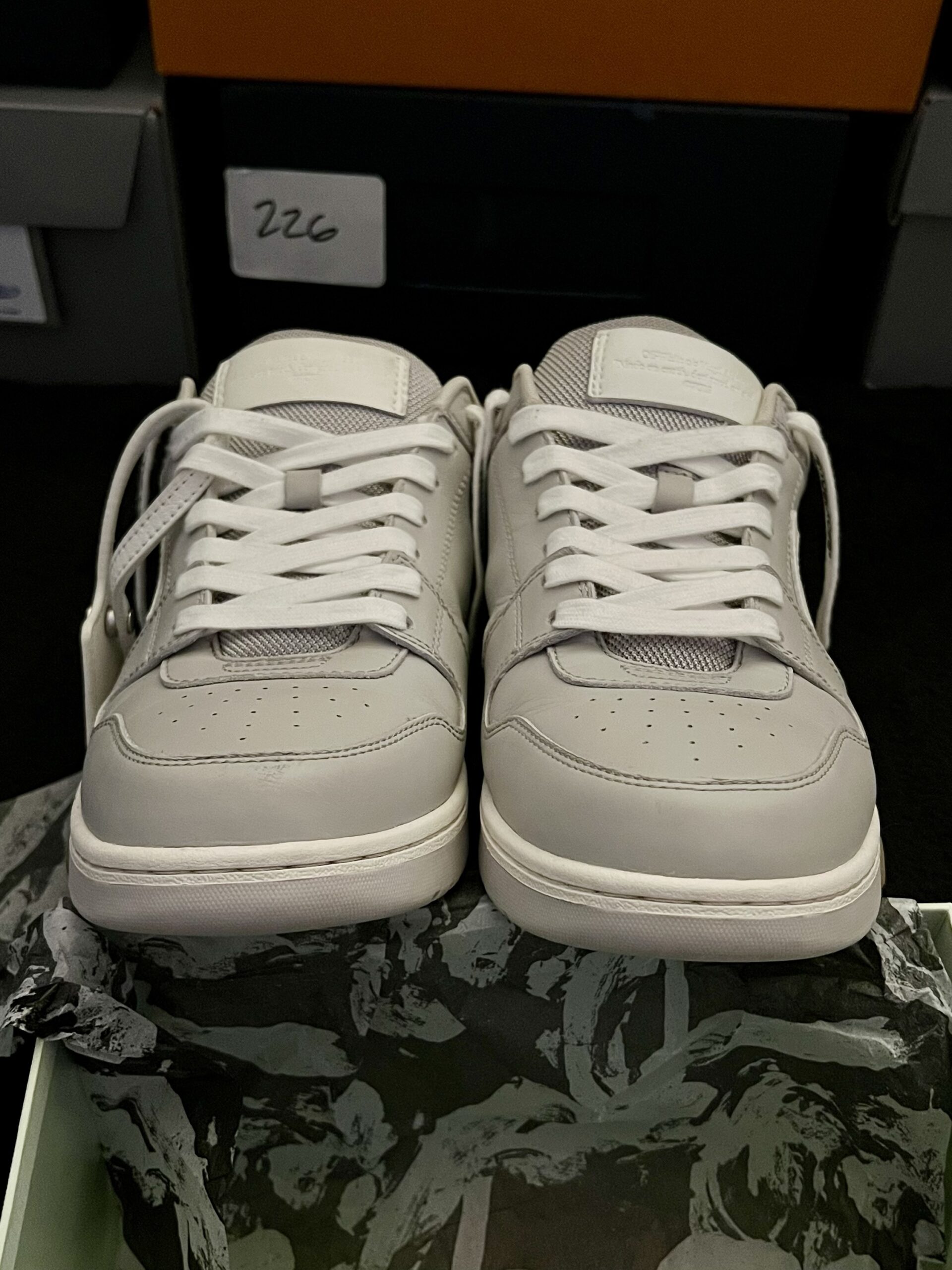 Off-White Out Of Office (US 10) - Image 13