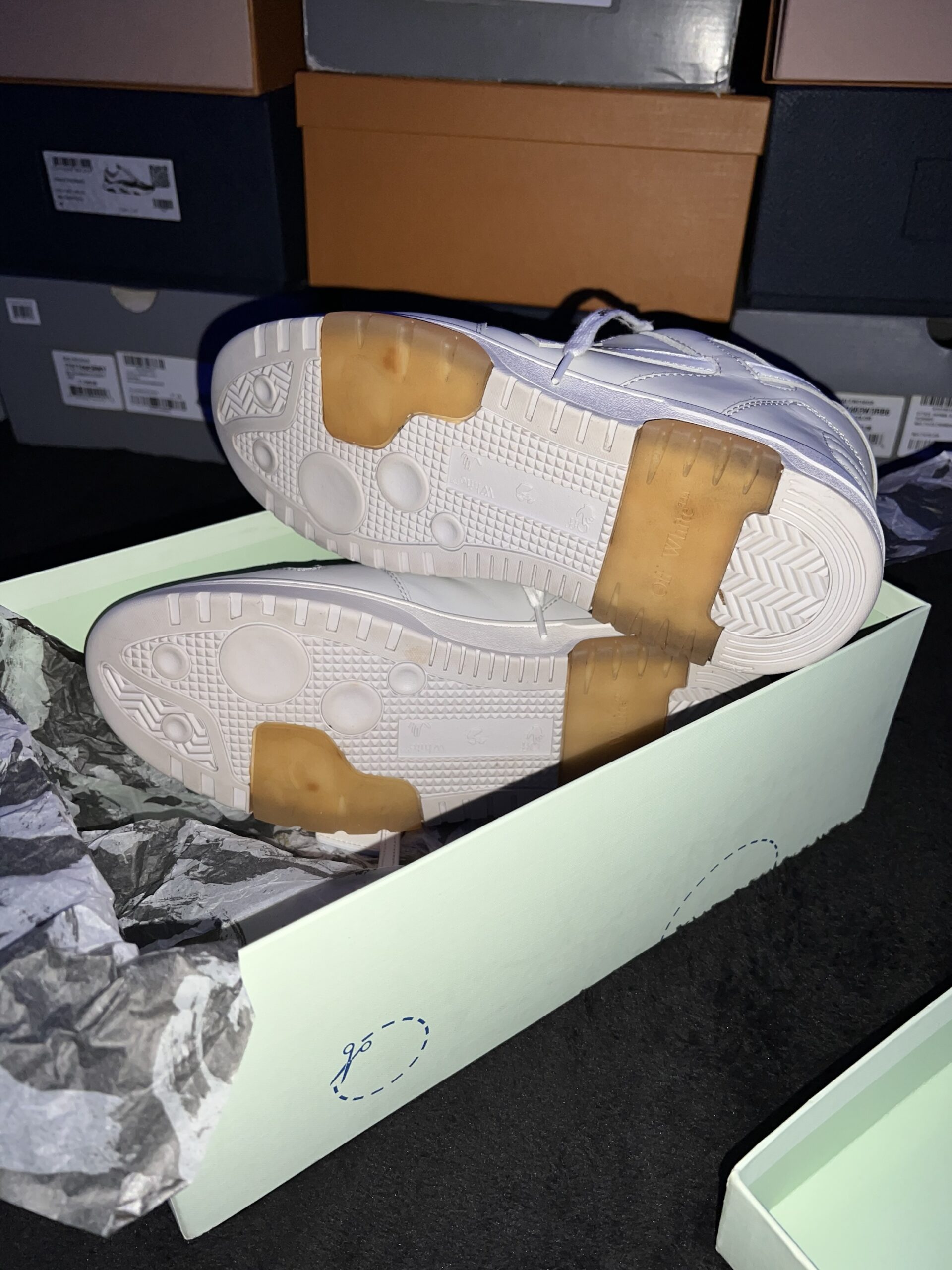 Off-White Out Of Office (US 10) - Image 15