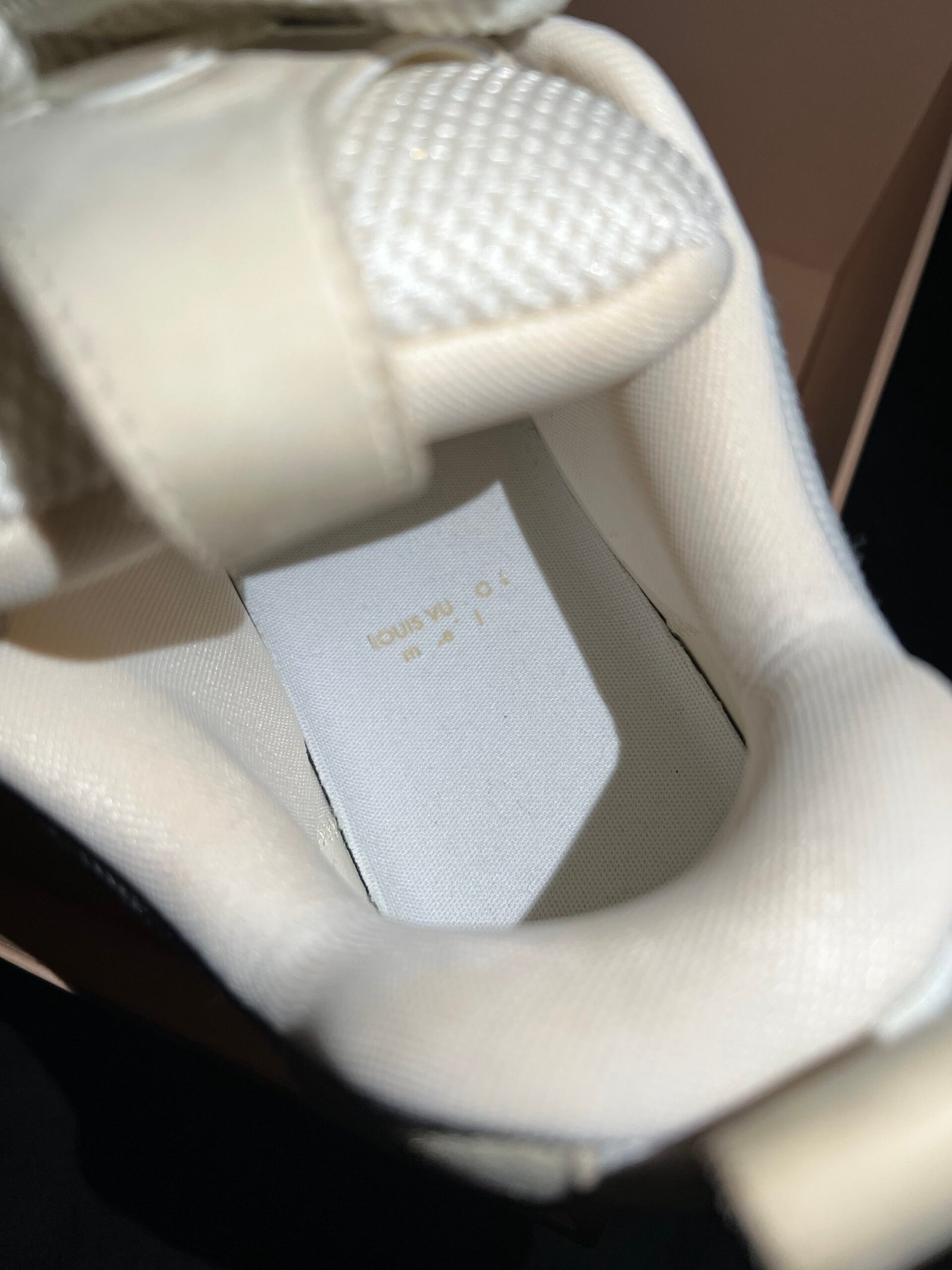Louis Vuitton Skate (US 11) - Image 17
