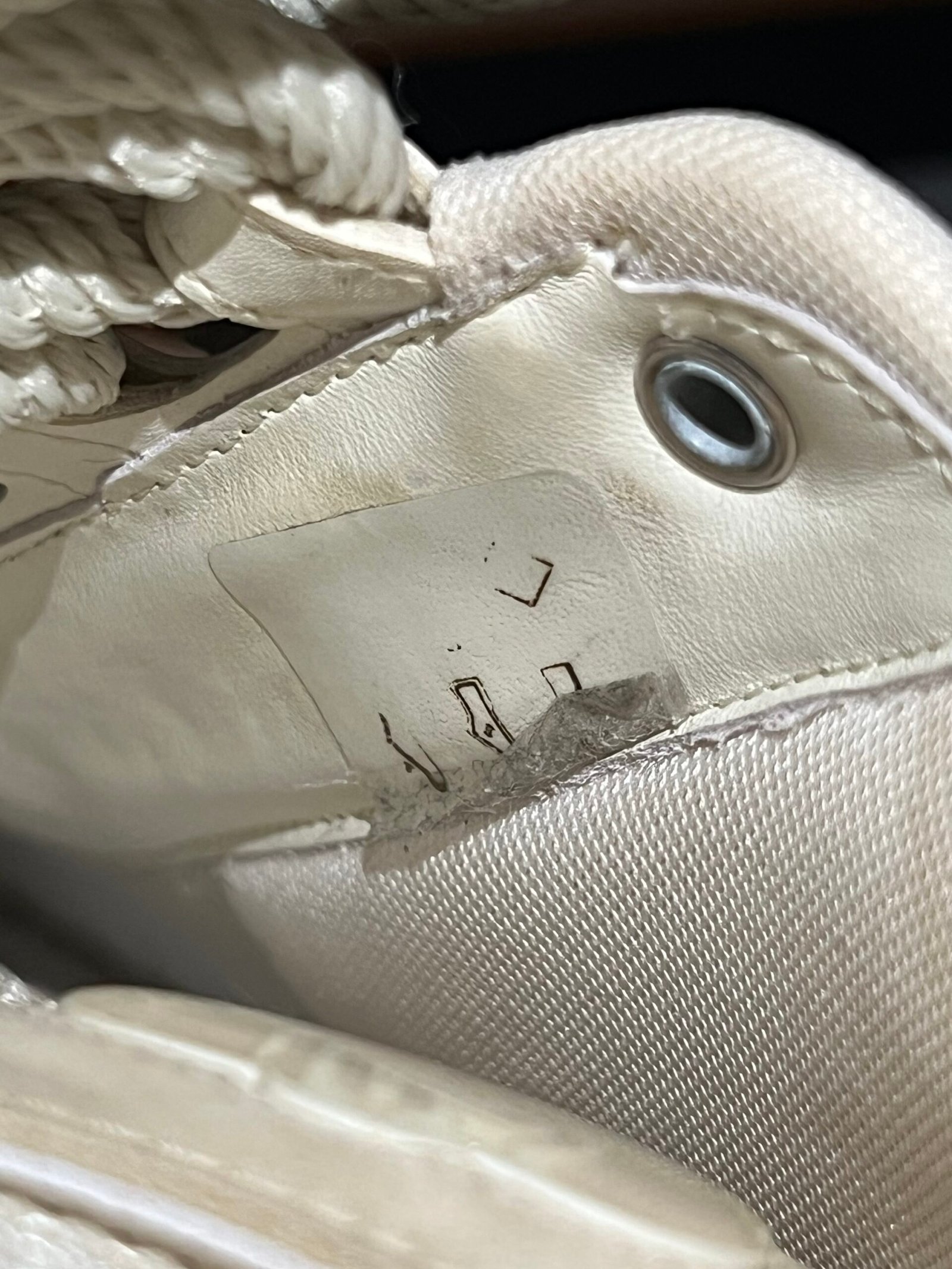 Louis Vuitton Skate (US 11) - Image 18