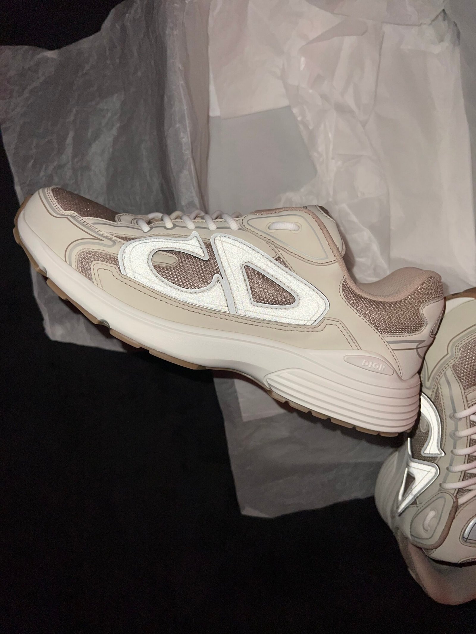 Christian Dior B30 (US 12) - Image 10