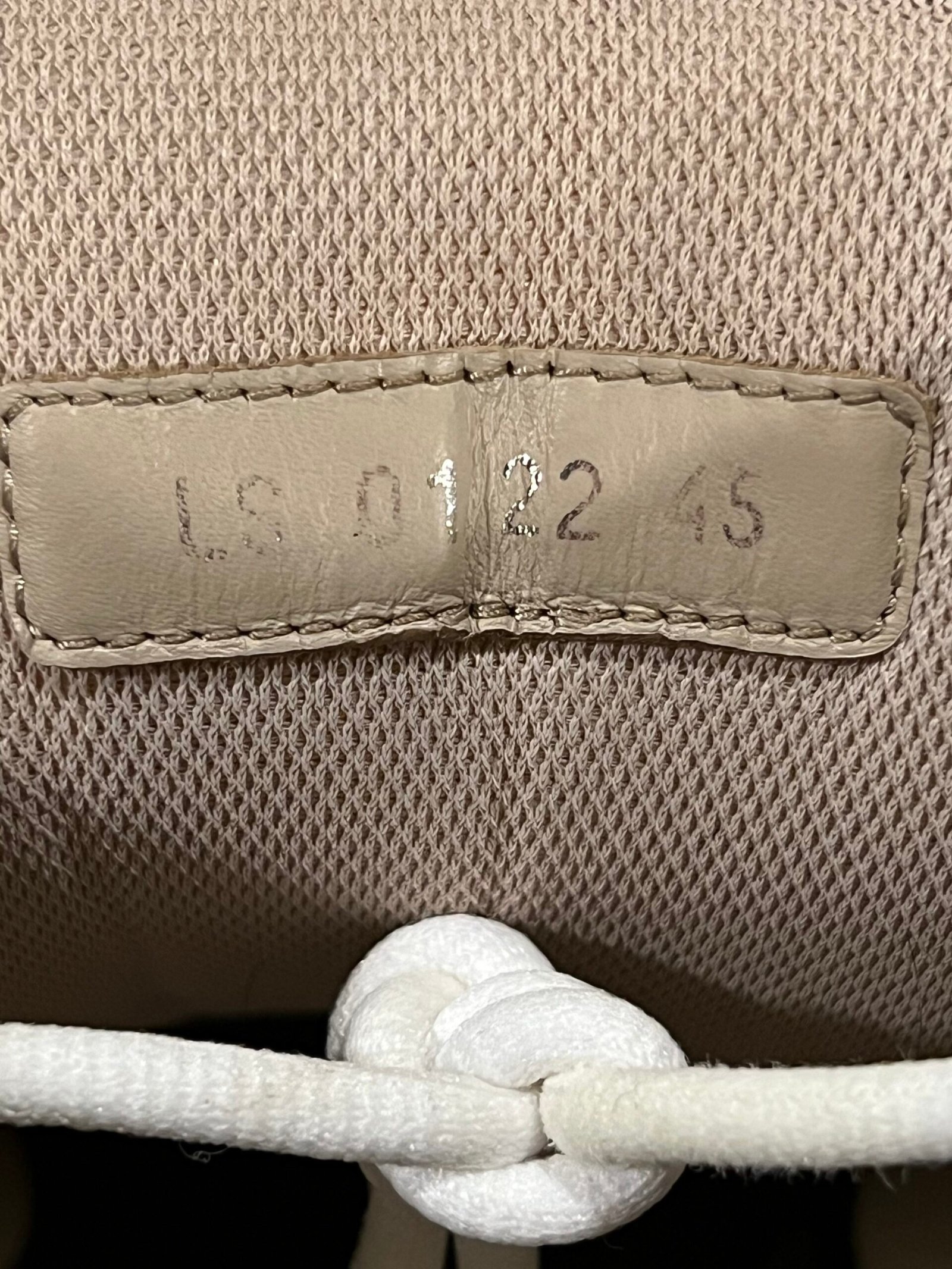 Christian Dior B30 (US 12) - Image 18