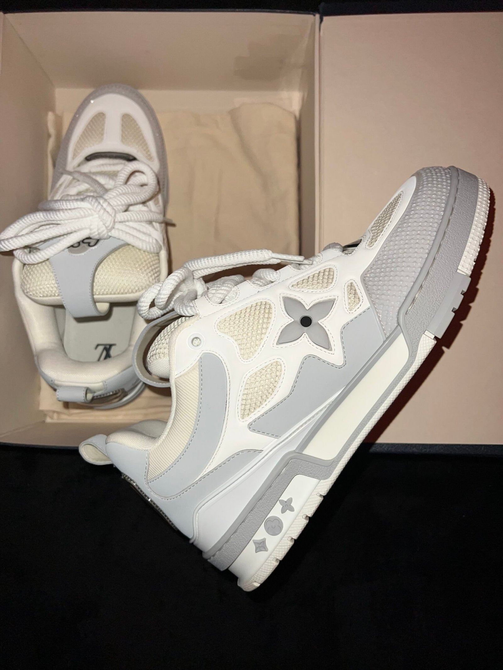 Louis Vuitton Skate (US 11) - Image 7