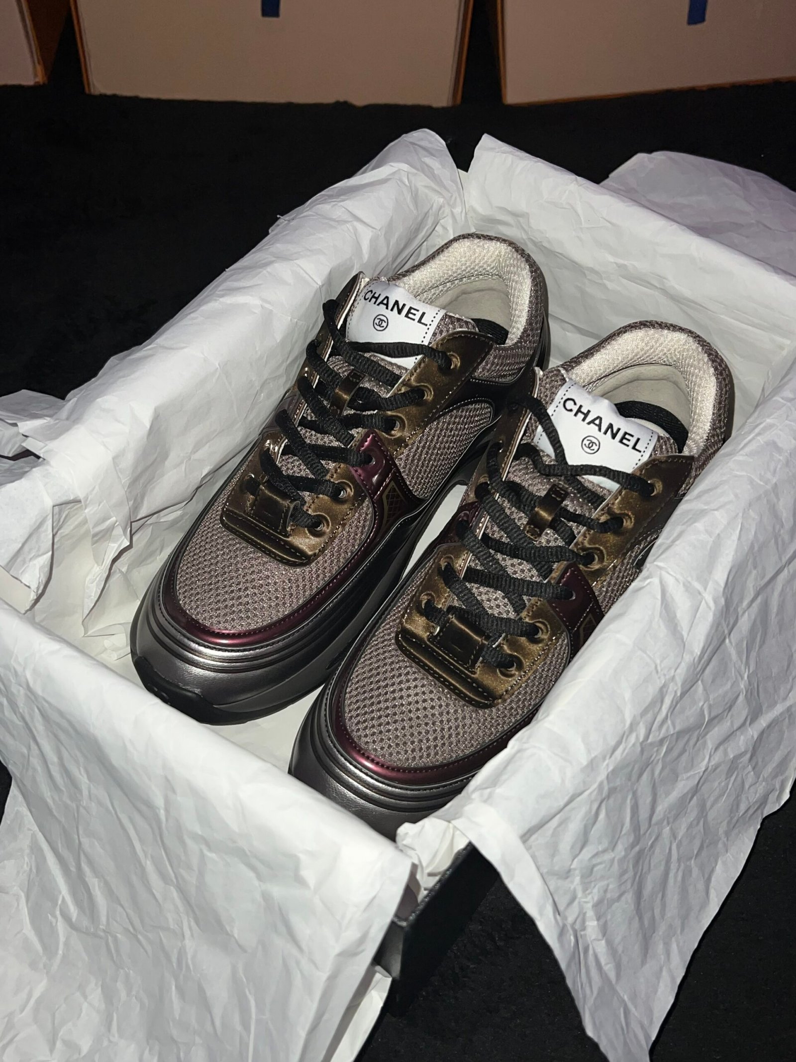 Chanel CC Laminated Trainer (US 7) - Image 15